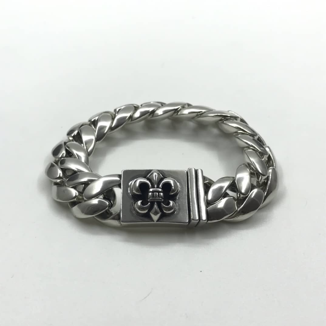 Ch*0me He**ts Bracelet Copy