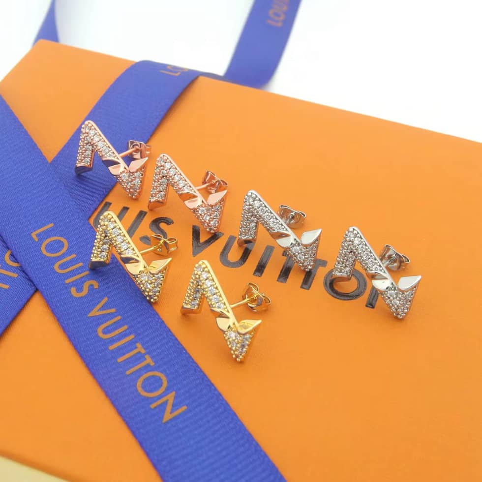 High Quality L0vis Vvtt0n Earring