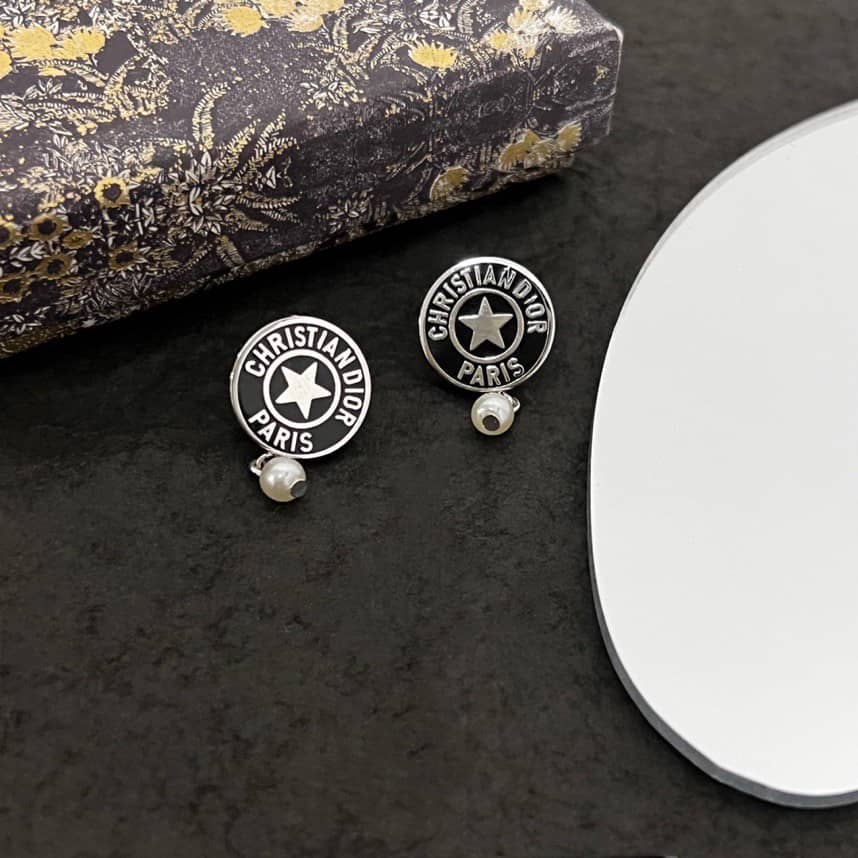 Knockoff Chr1st1an D10r Logo Earring