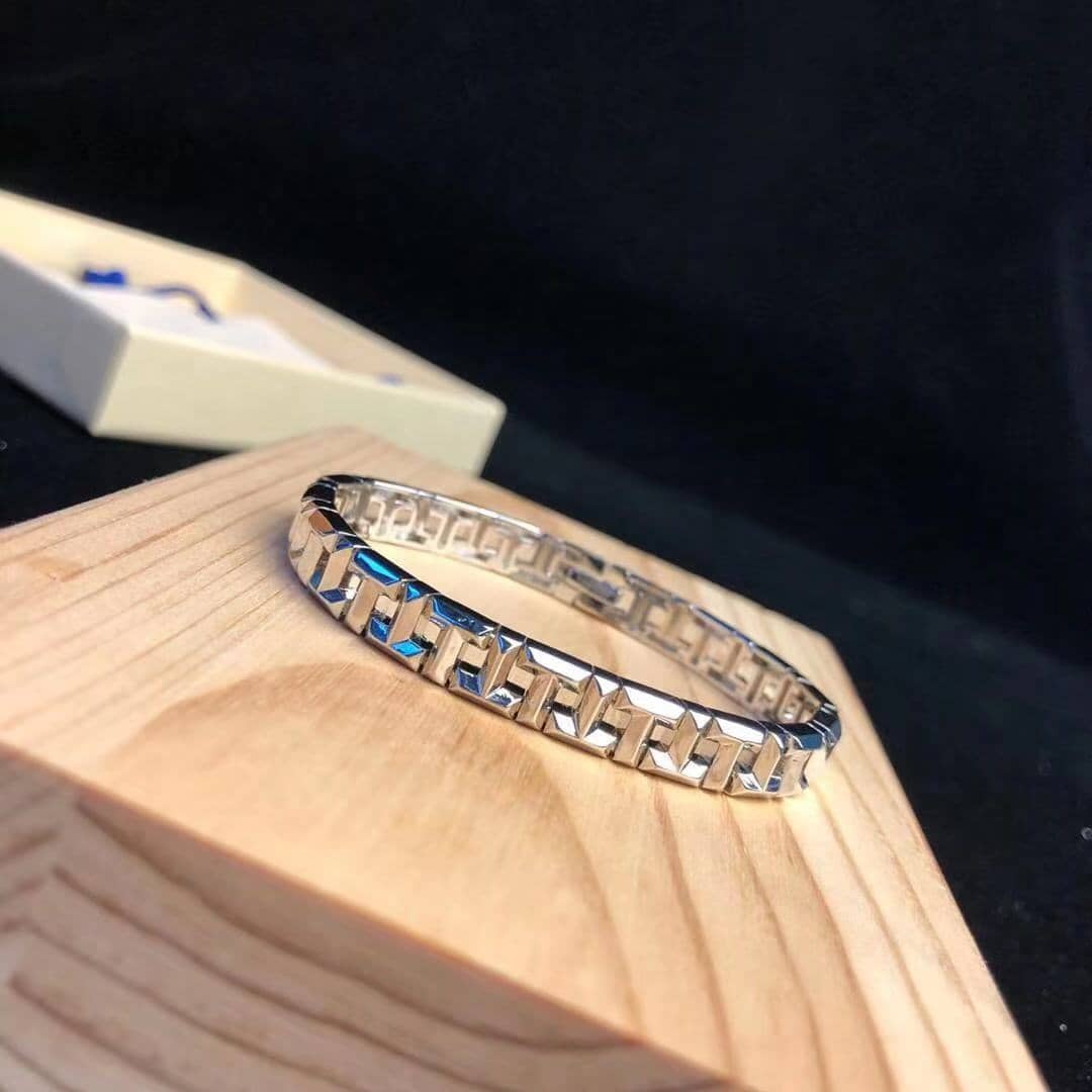 Knockoff T*f*ny Logo Bracelet