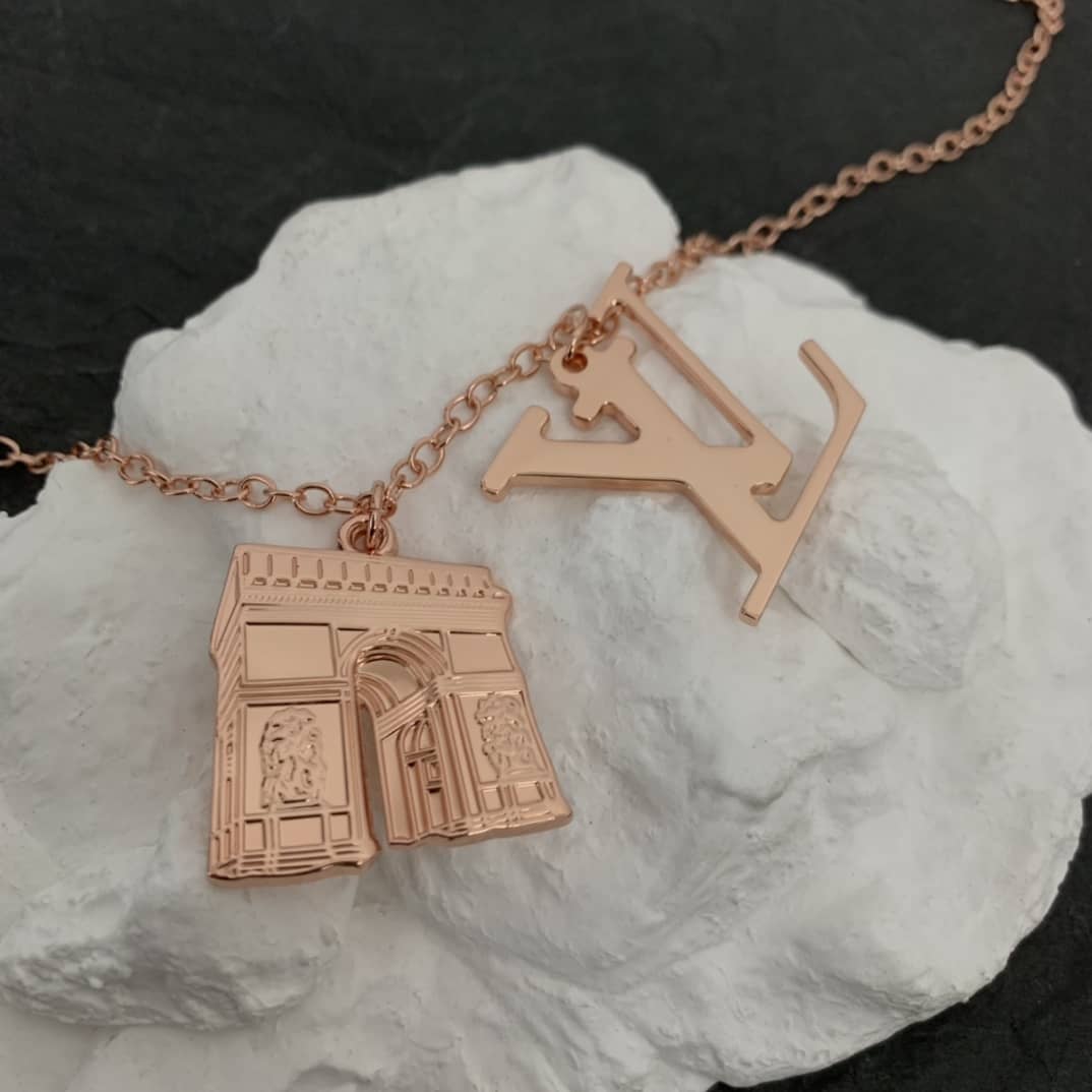 Wholesale L0vis Vvtt0n Logo Necklace