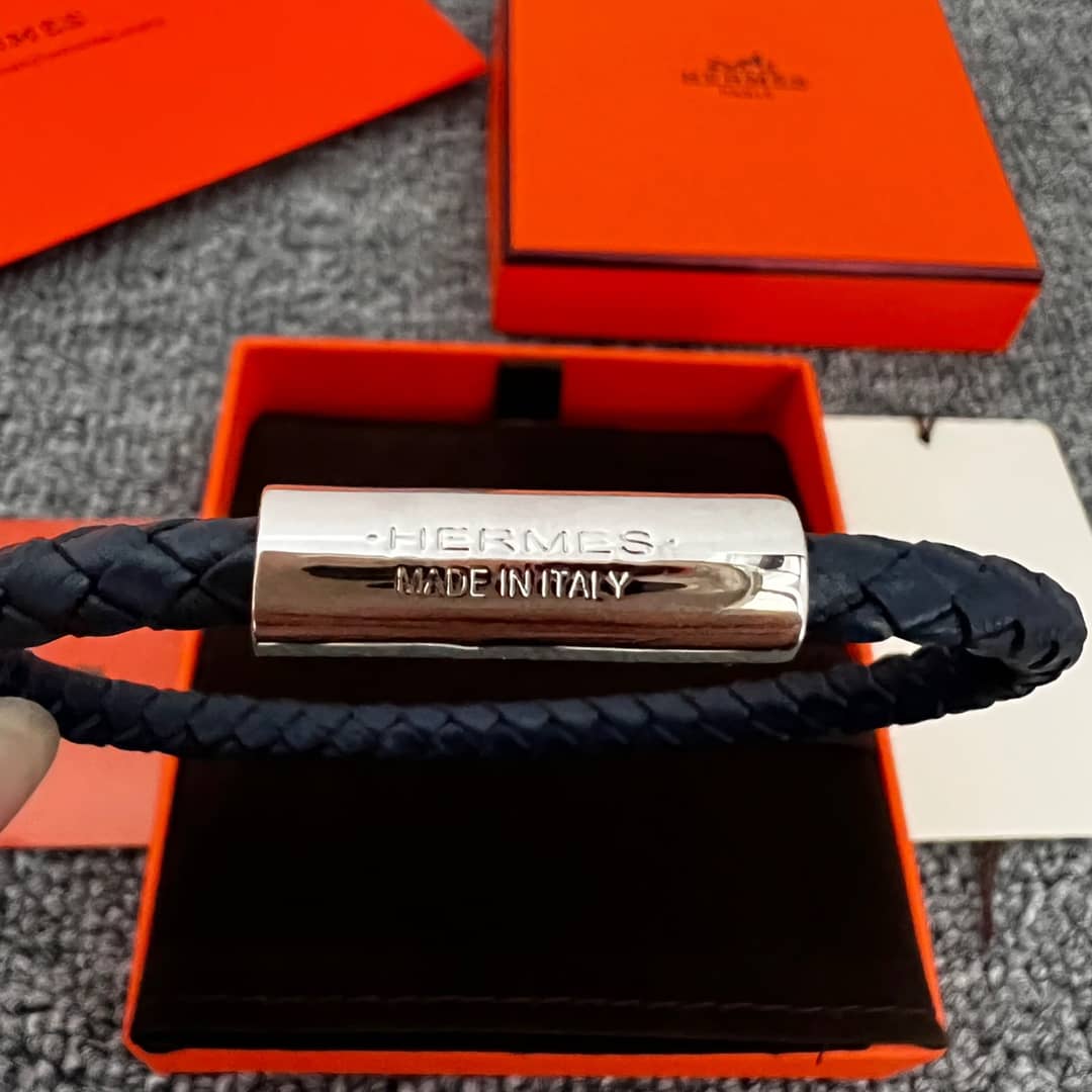 H**me5 Bracelet First Copy