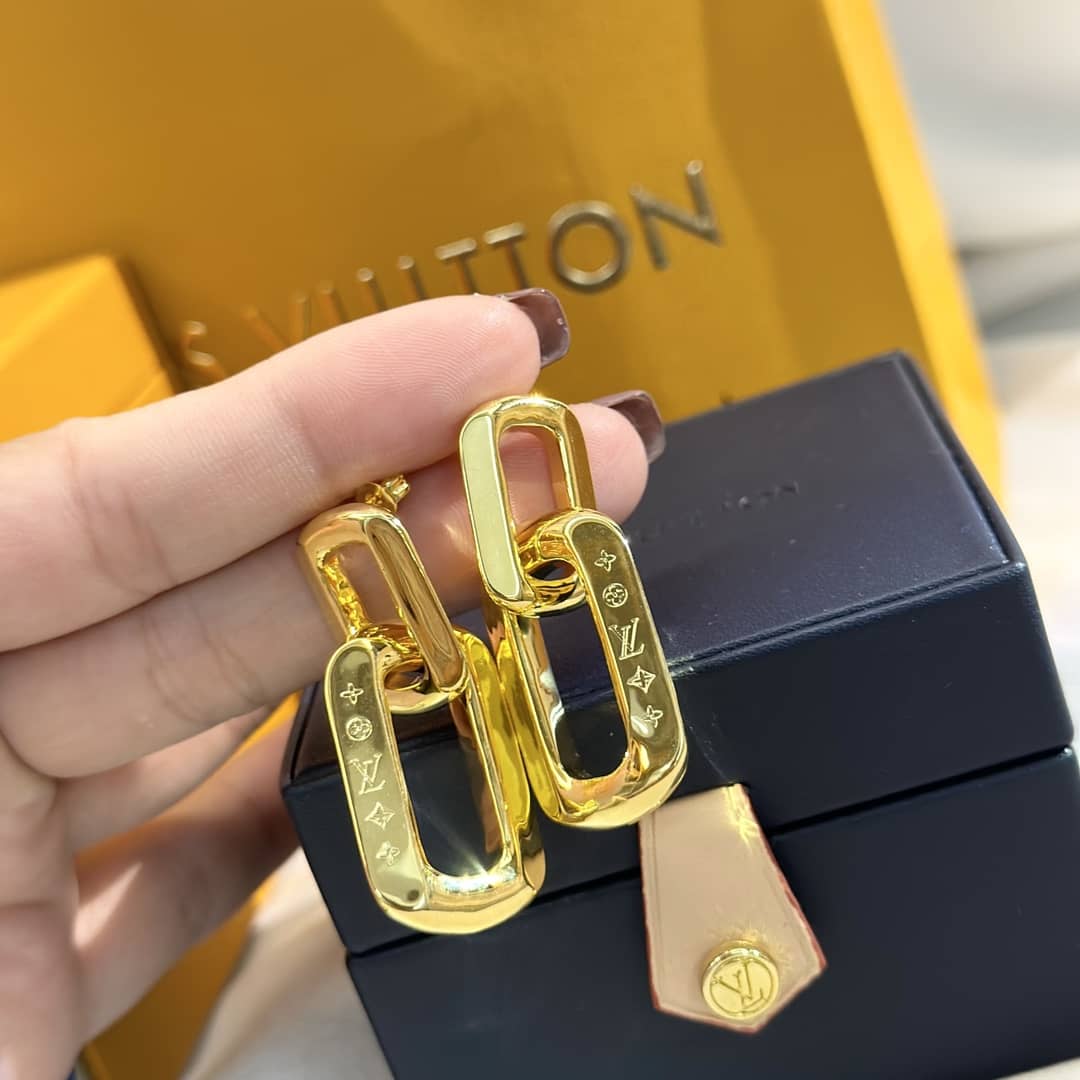 Best L0vis Vvtt0n Classic Earring