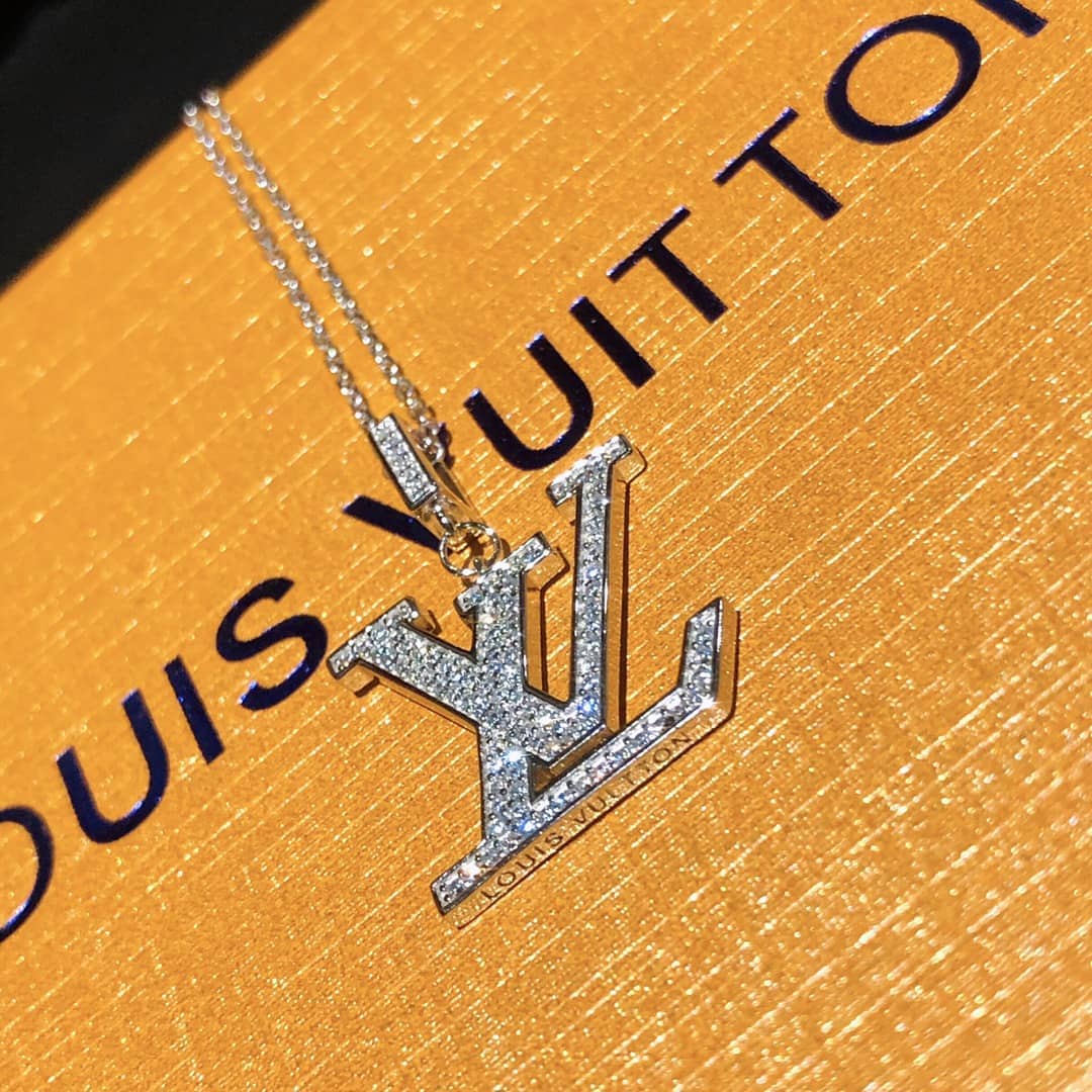 Knockoff L0vis Vvtt0n Logo Necklace