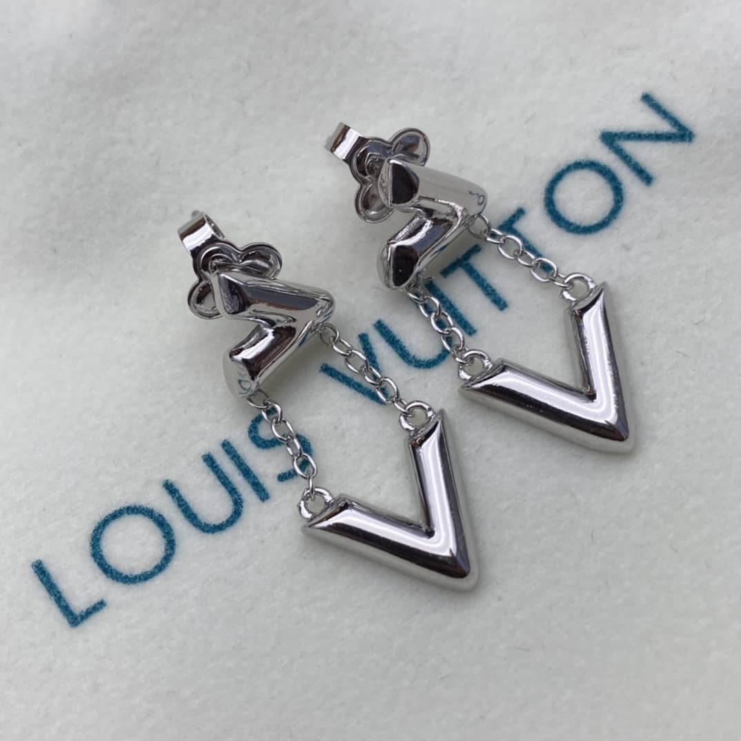 High Quality L0vis Vvtt0n Earring