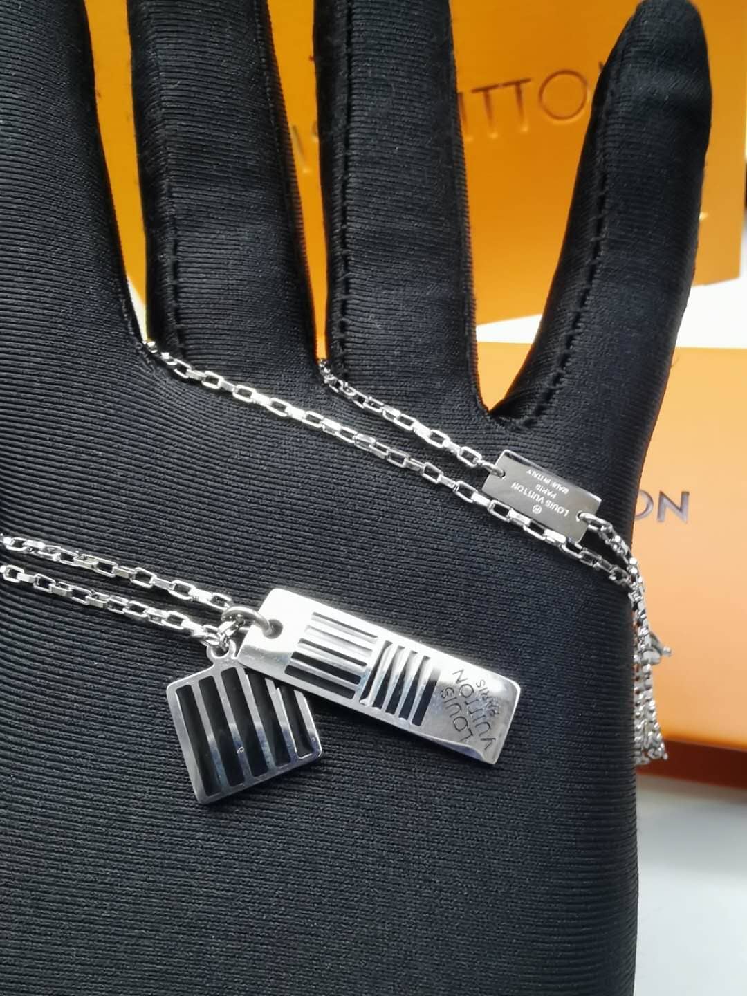 Luxury L0vis Vvtt0n Classic AAA+ Necklace