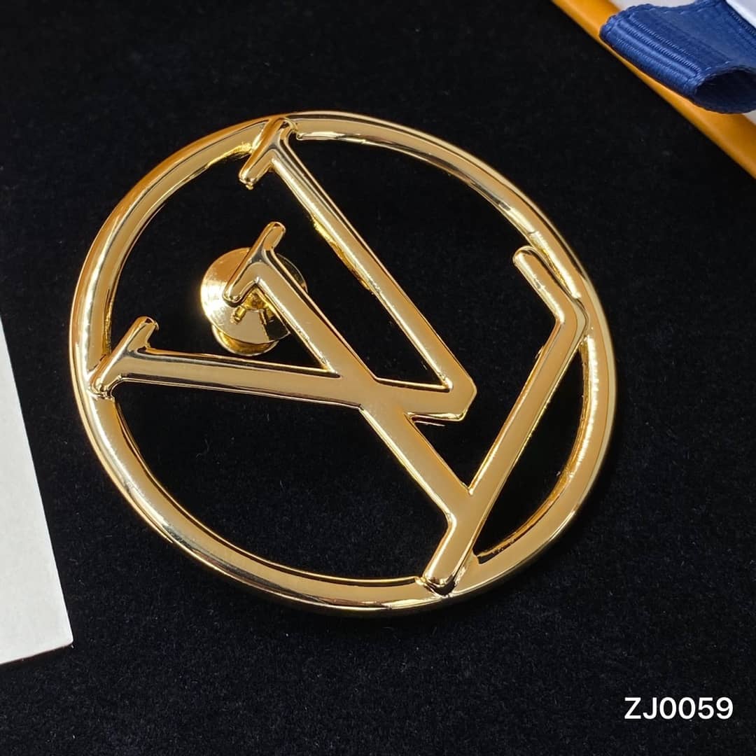 Fake L0vis Vvtt0n Logo Brooch