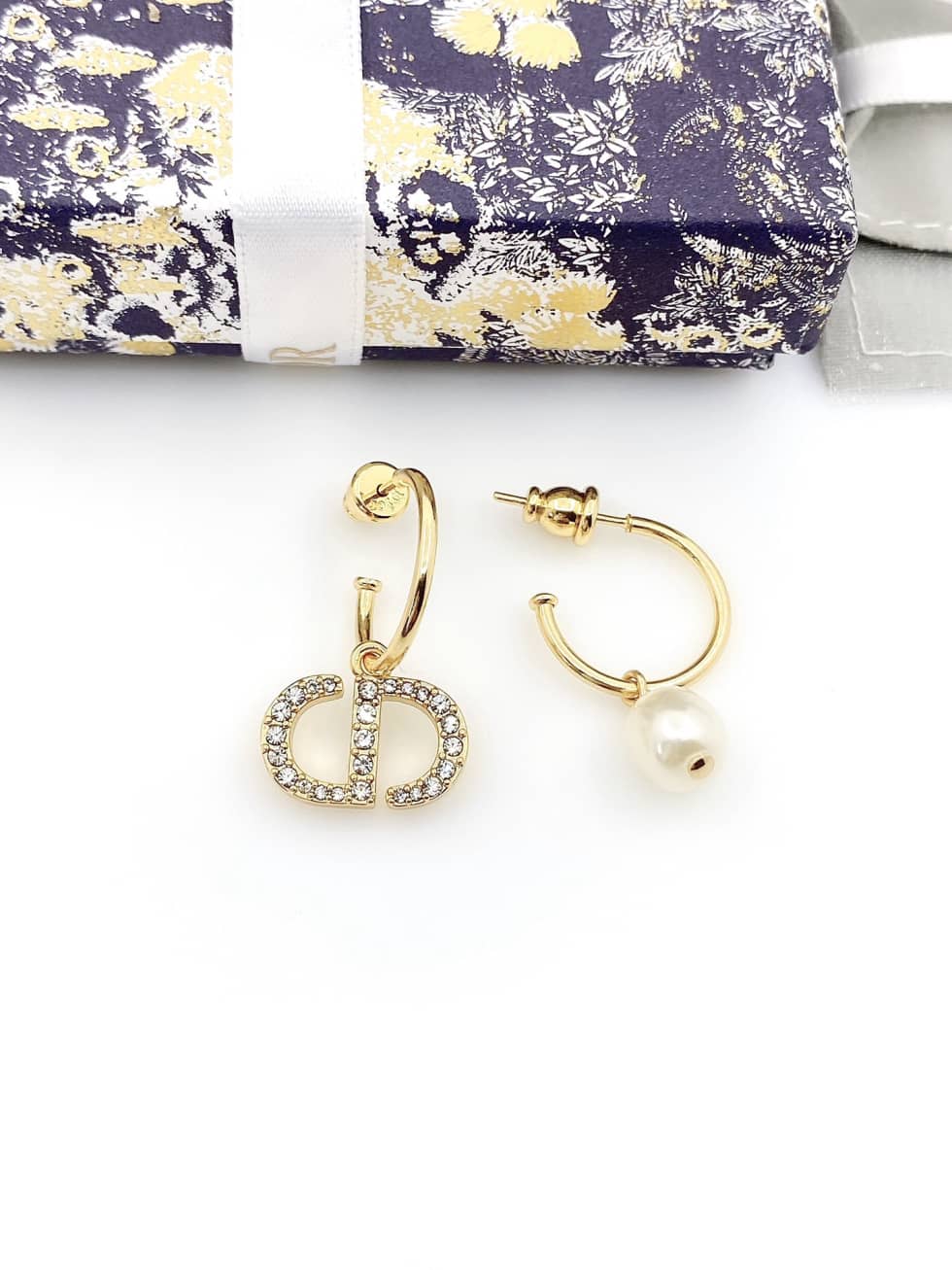 Chr1st1an D10r Earring Copy