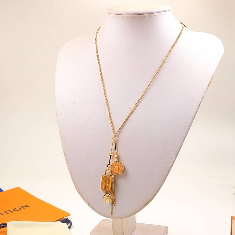 Fake L0vis Vvtt0n Logo Necklace