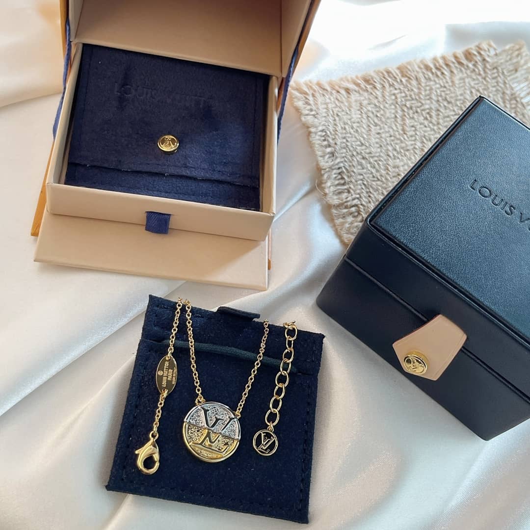 High Quality L0vis Vvtt0n Necklace