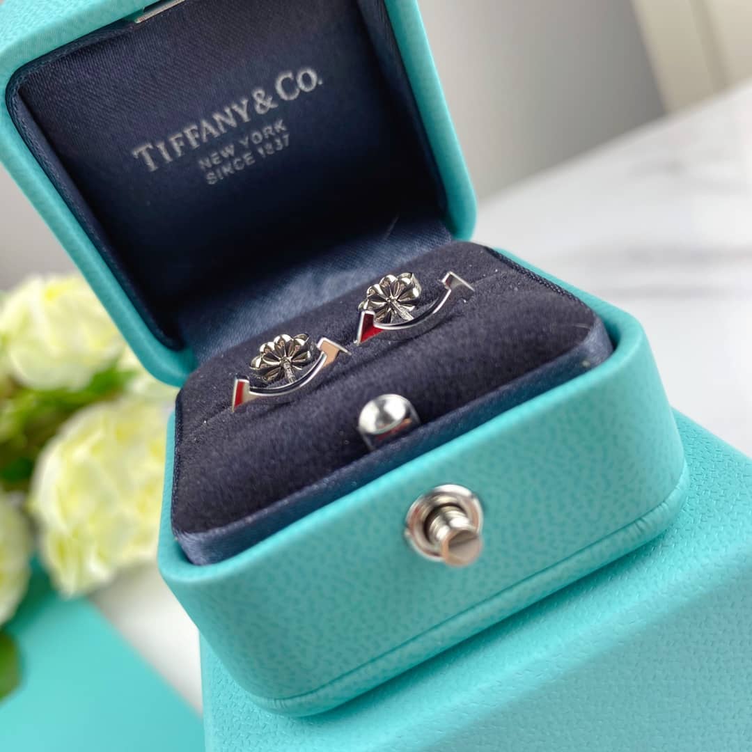 High Quality T*f*ny Earring