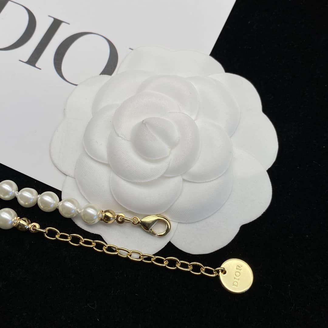 Chr1st1an D10r Necklace First Copy