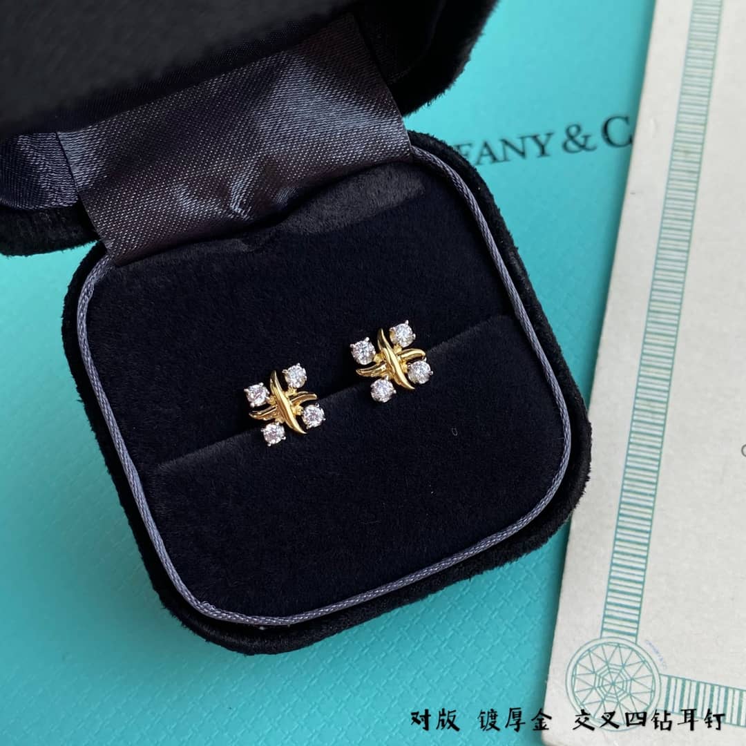 Best T*f*ny Classic Earring