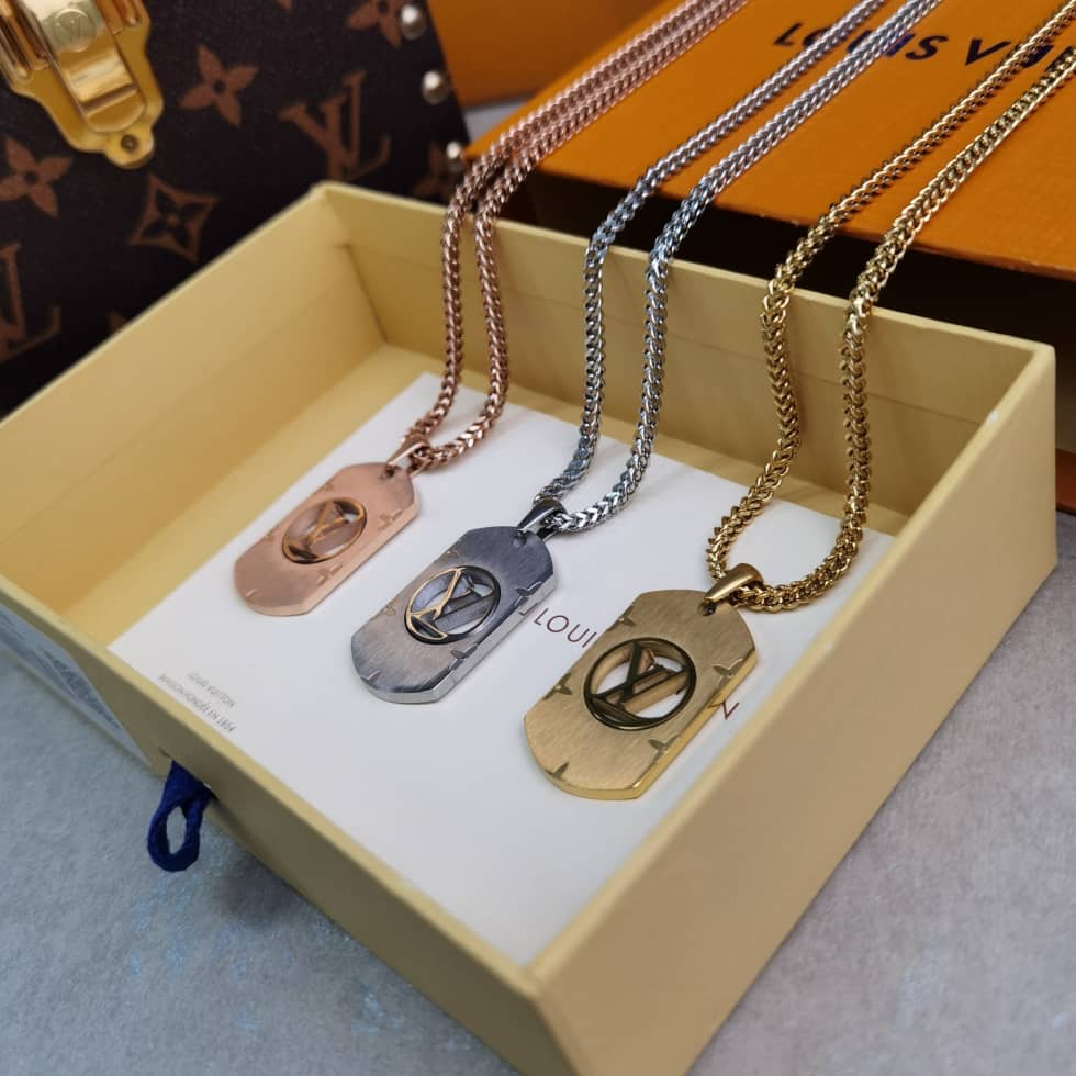 Wholesale L0vis Vvtt0n AAA+ Necklace