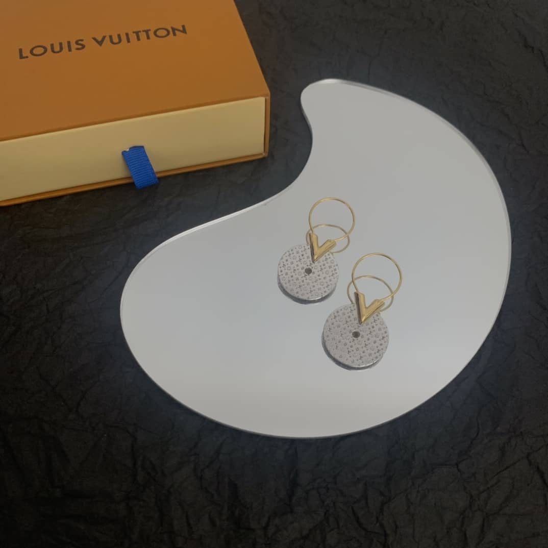 Cheap L0vis Vvtt0n Earring
