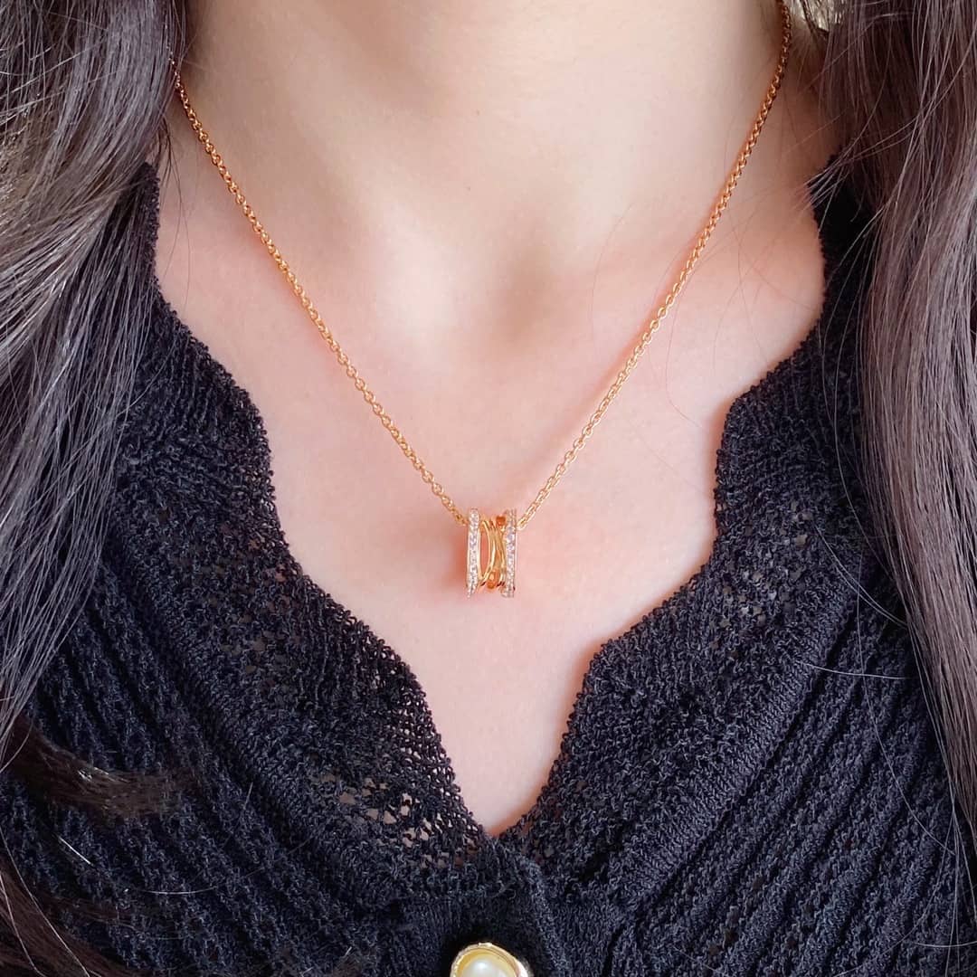 7 Star Bv1g*ai Necklace