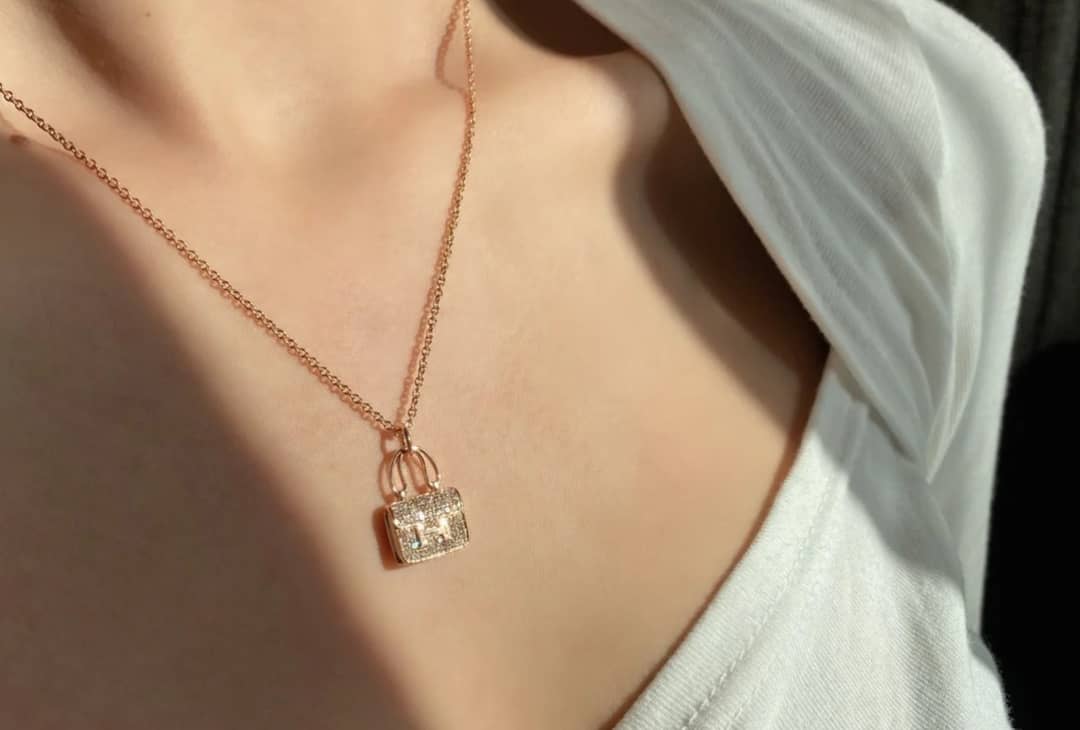 Luxury H**me5 Classic AAA+ Necklace