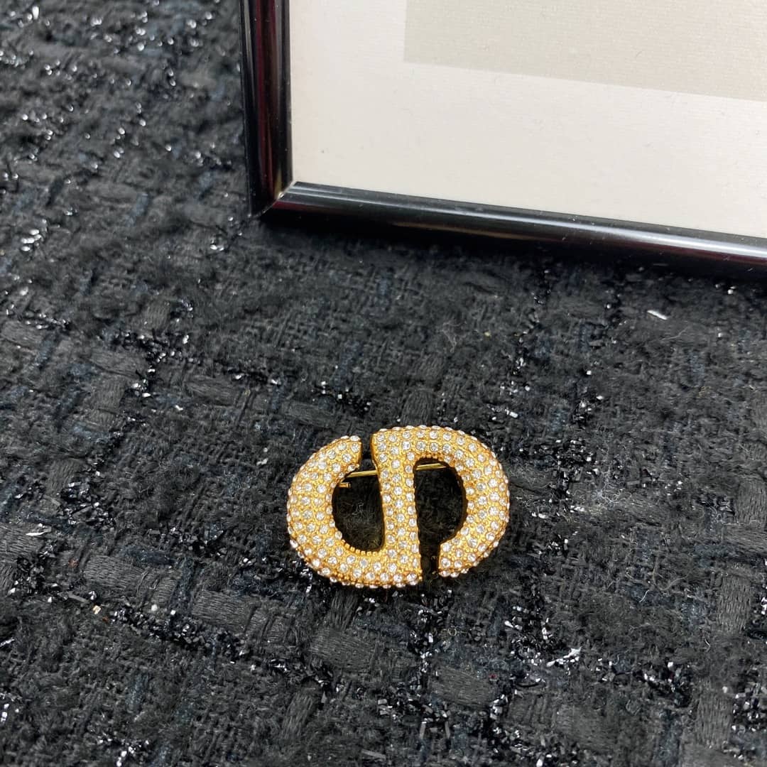 Wholesale Chr1st1an D10r Logo Brooch