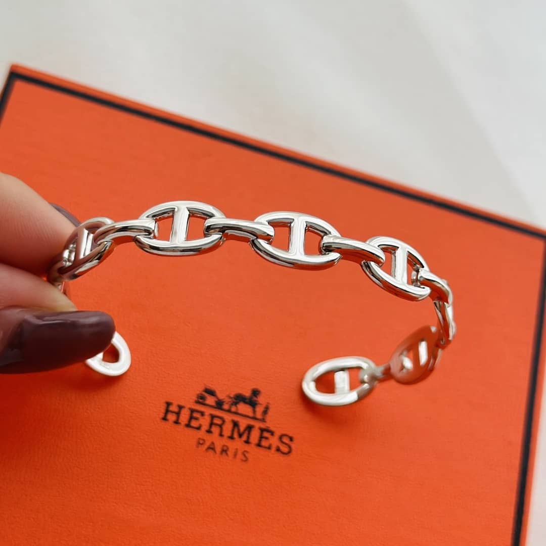 H**me5 Bracelet For Sale