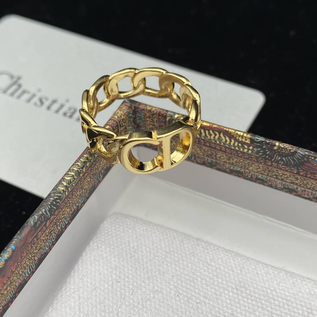 Knockoff Chr1st1an D10r Logo Ring