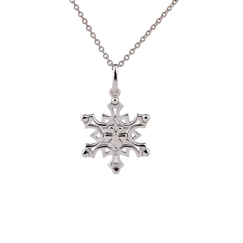 7 Star T*f*ny Necklace