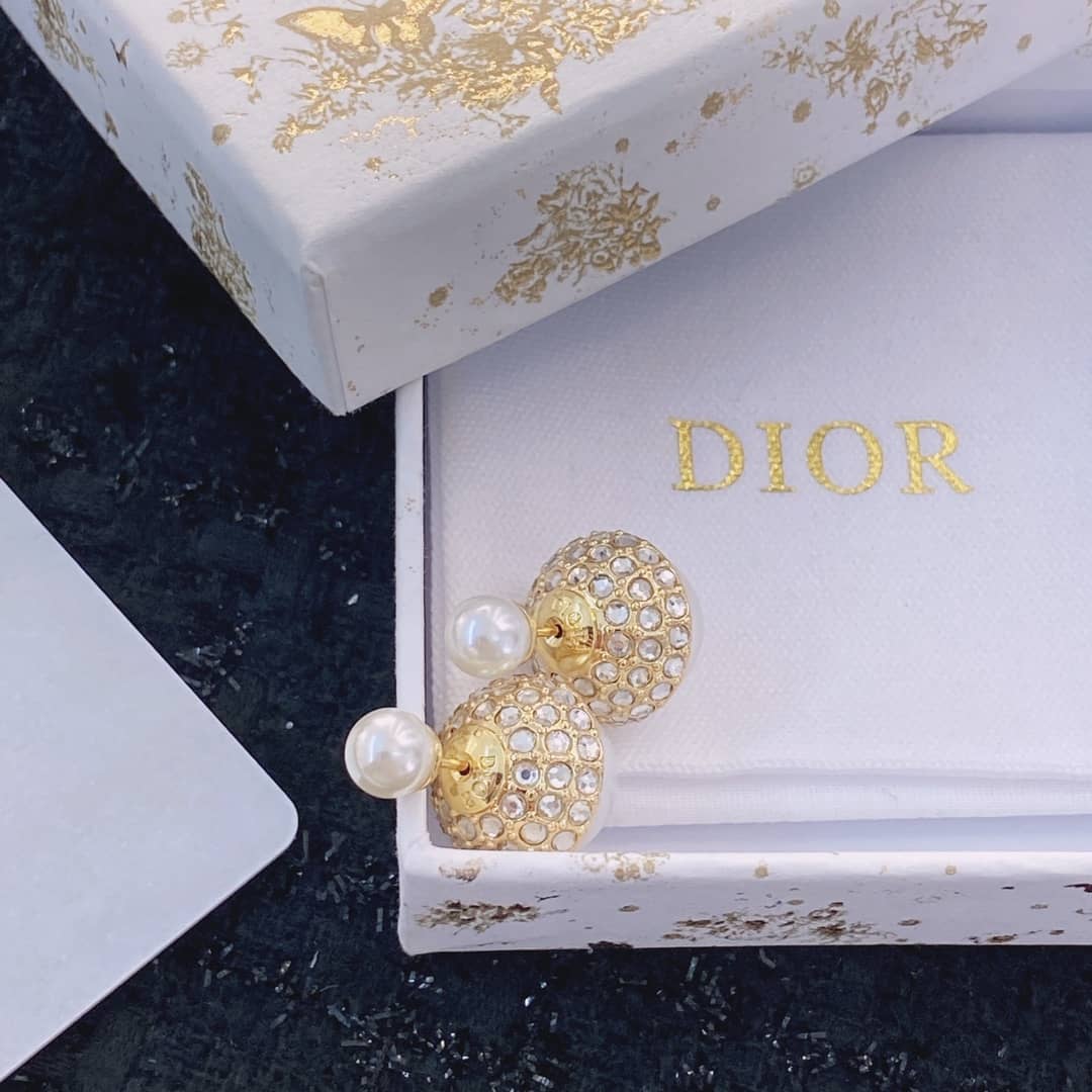 High Quality Chr1st1an D10r Earring