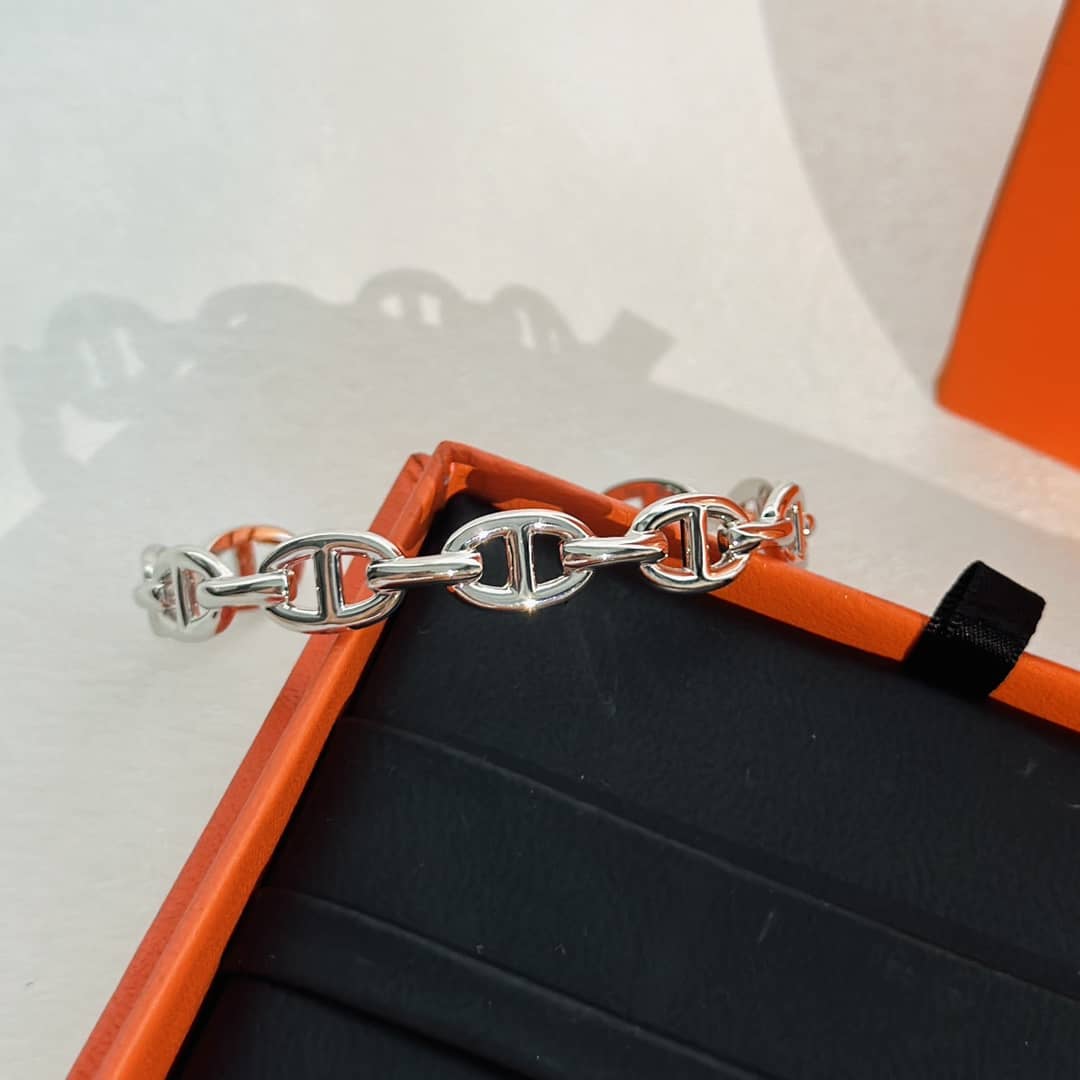 H**me5 Bracelet For Sale