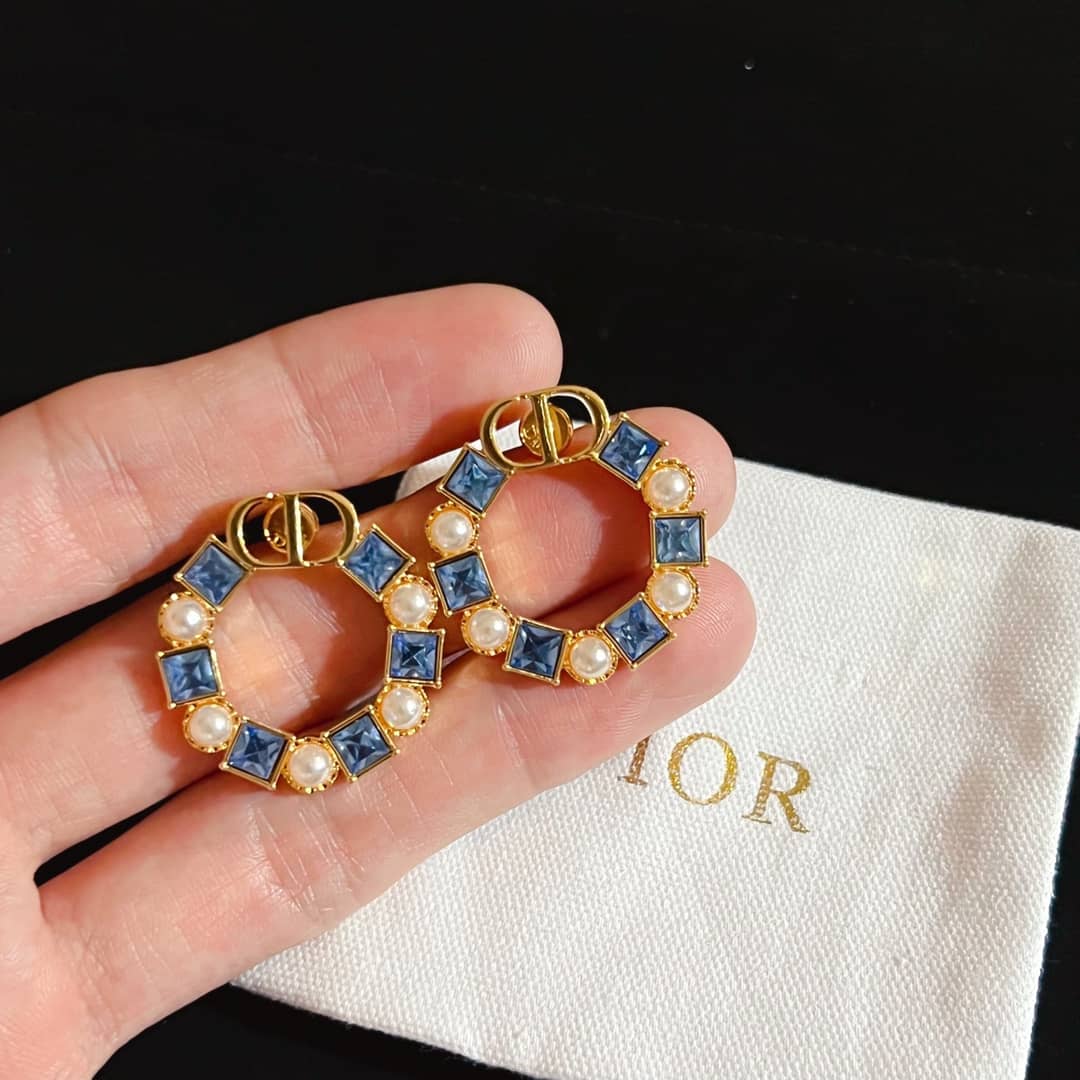 Top Quality Chr1st1an D10r Earring