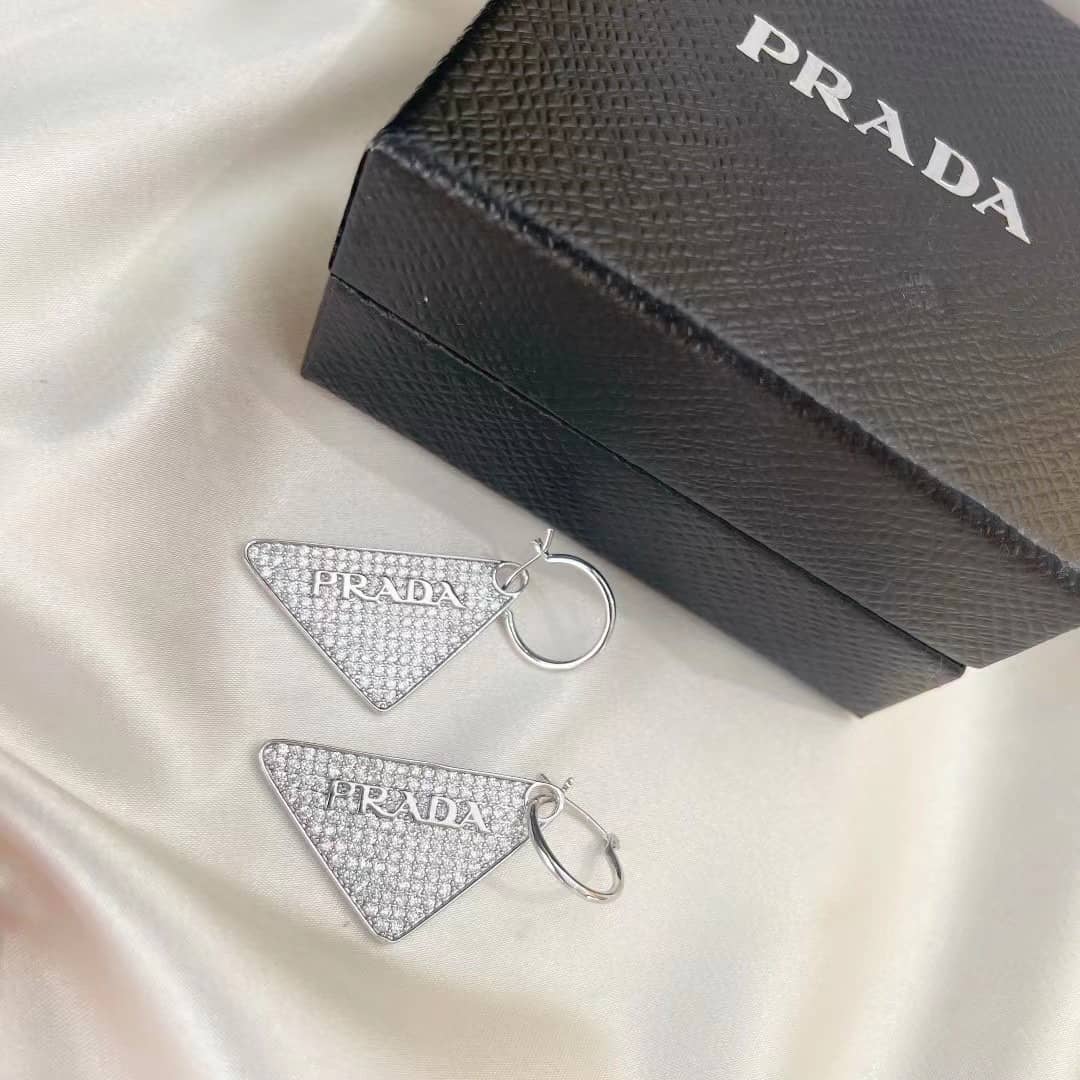 High Quality Pra*a Earring