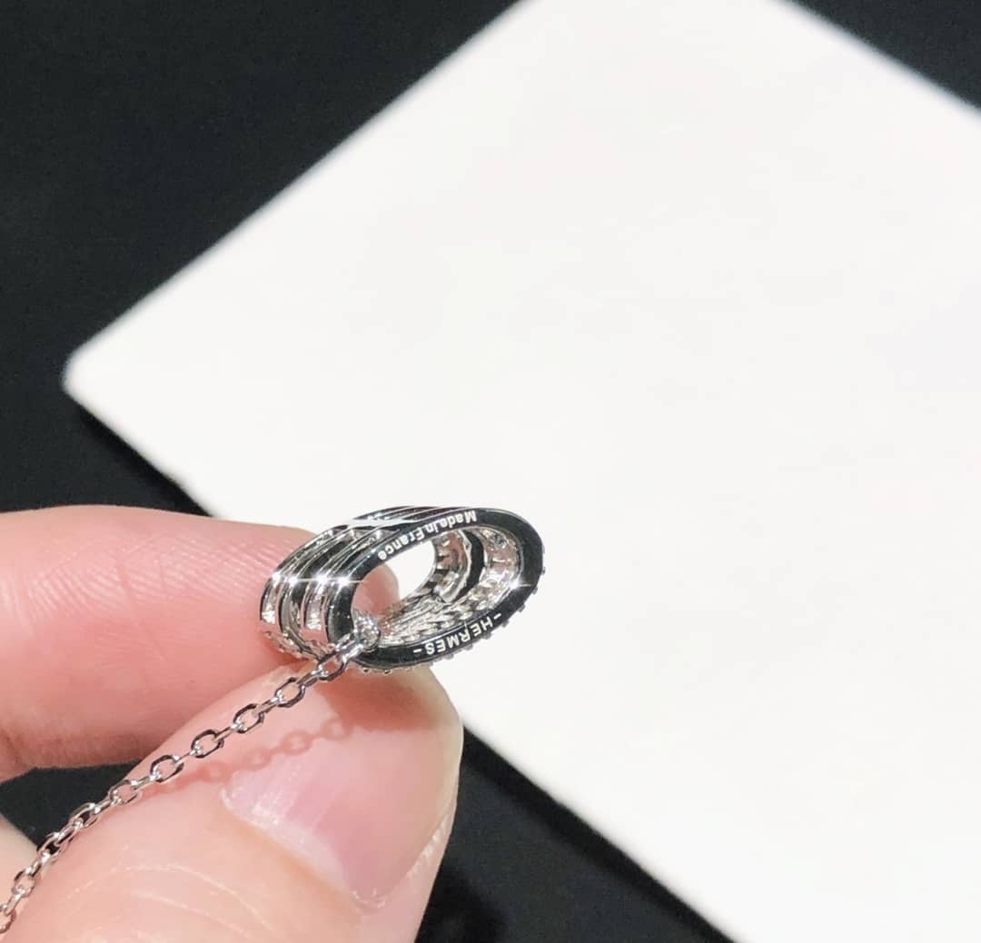 Knockoff H**me5 Logo Necklace