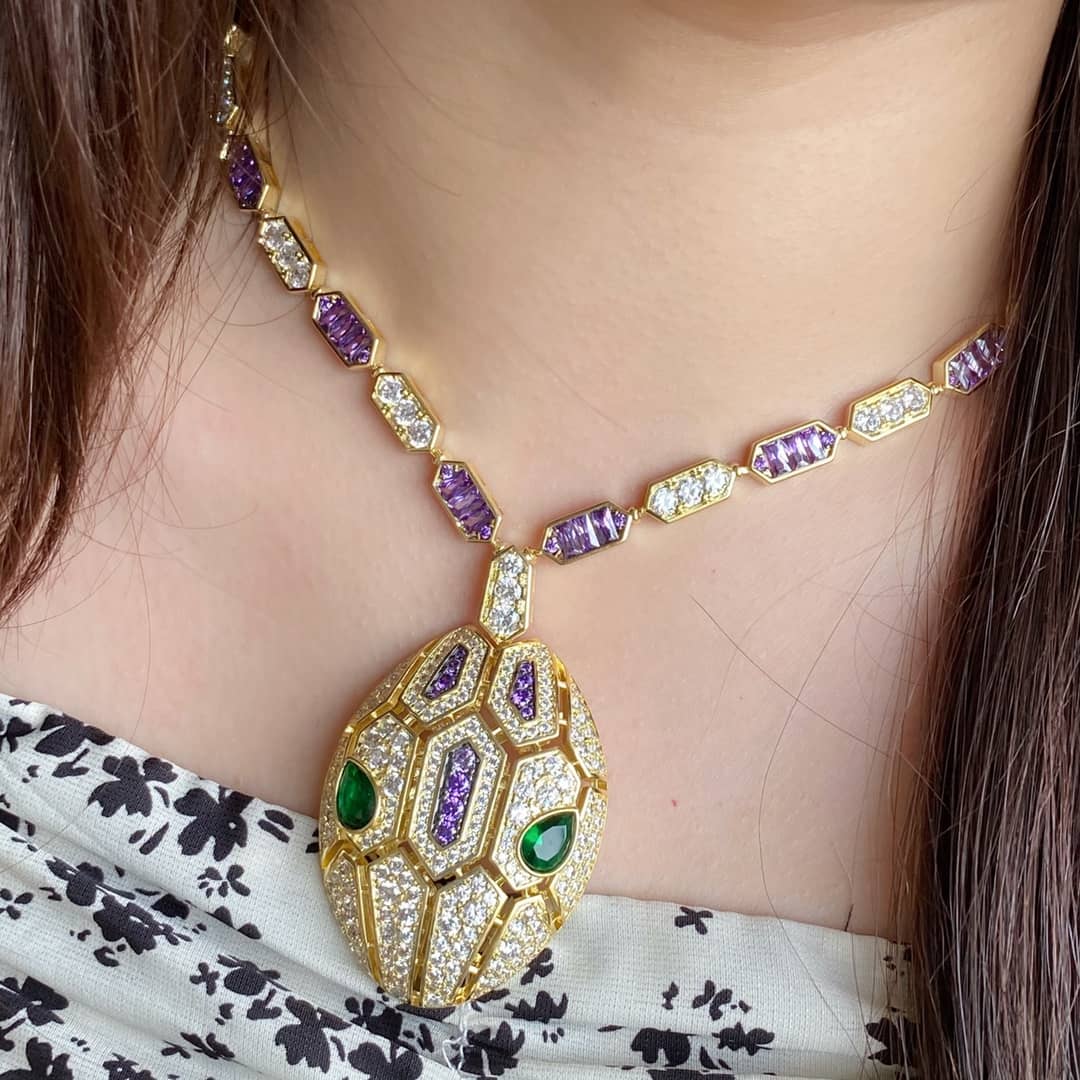 Bv1g*ai Necklace Copy