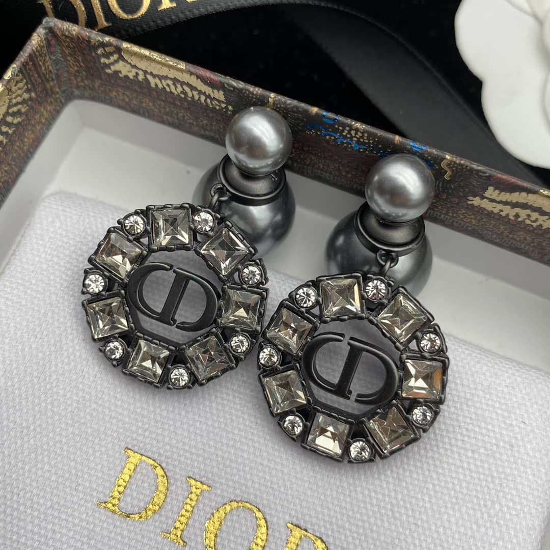 Luxury Chr1st1an D10r Classic AAA+ Earring