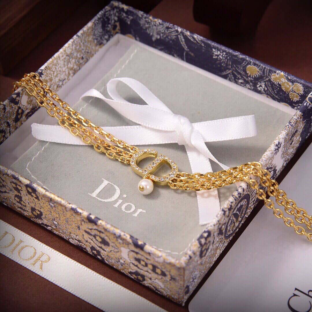 Luxury Chr1st1an D10r Classic AAA+ Necklace