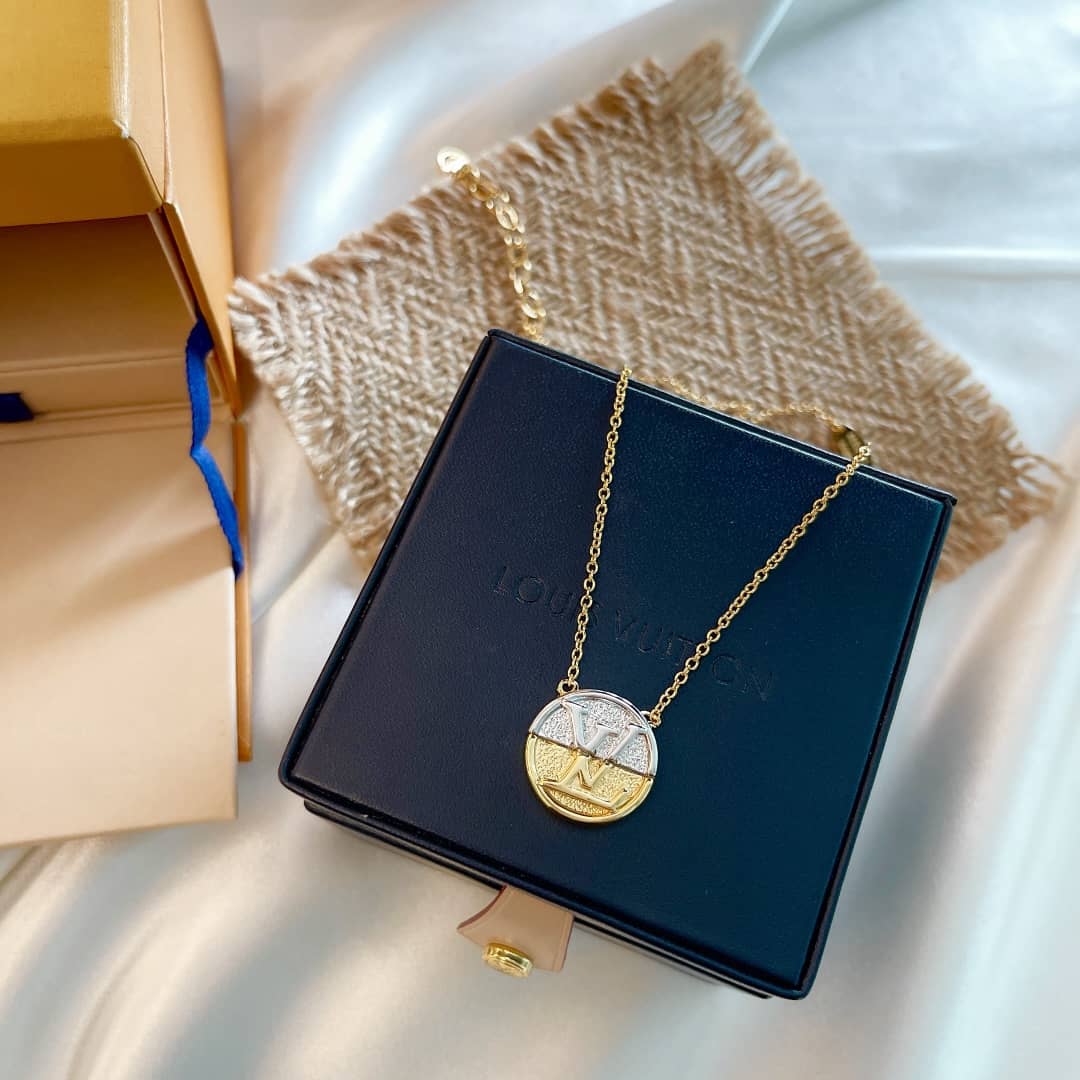 High Quality L0vis Vvtt0n Necklace