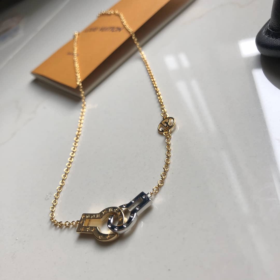 L0vis Vvtt0n Necklace First Copy