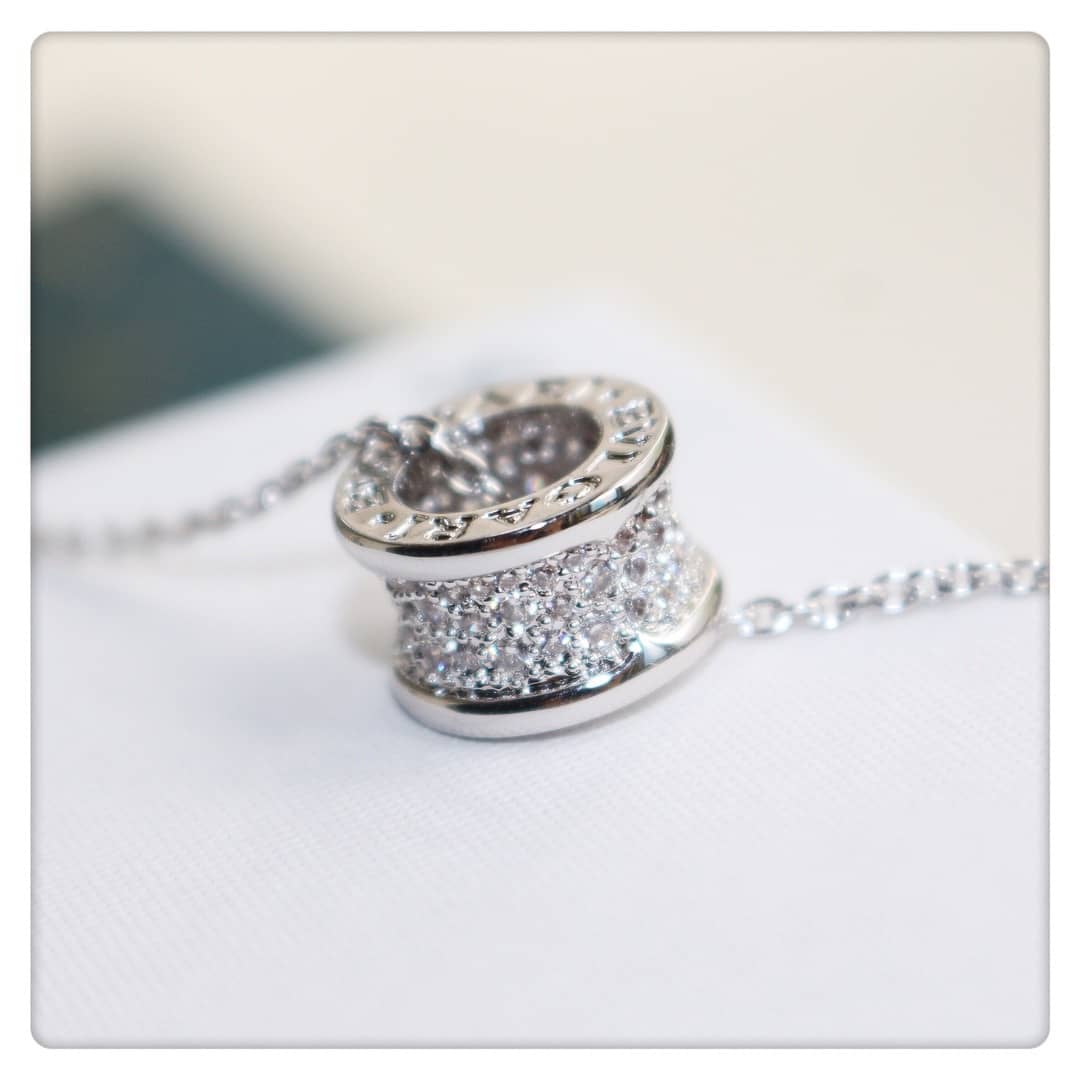 7 Star Bv1g*ai Necklace