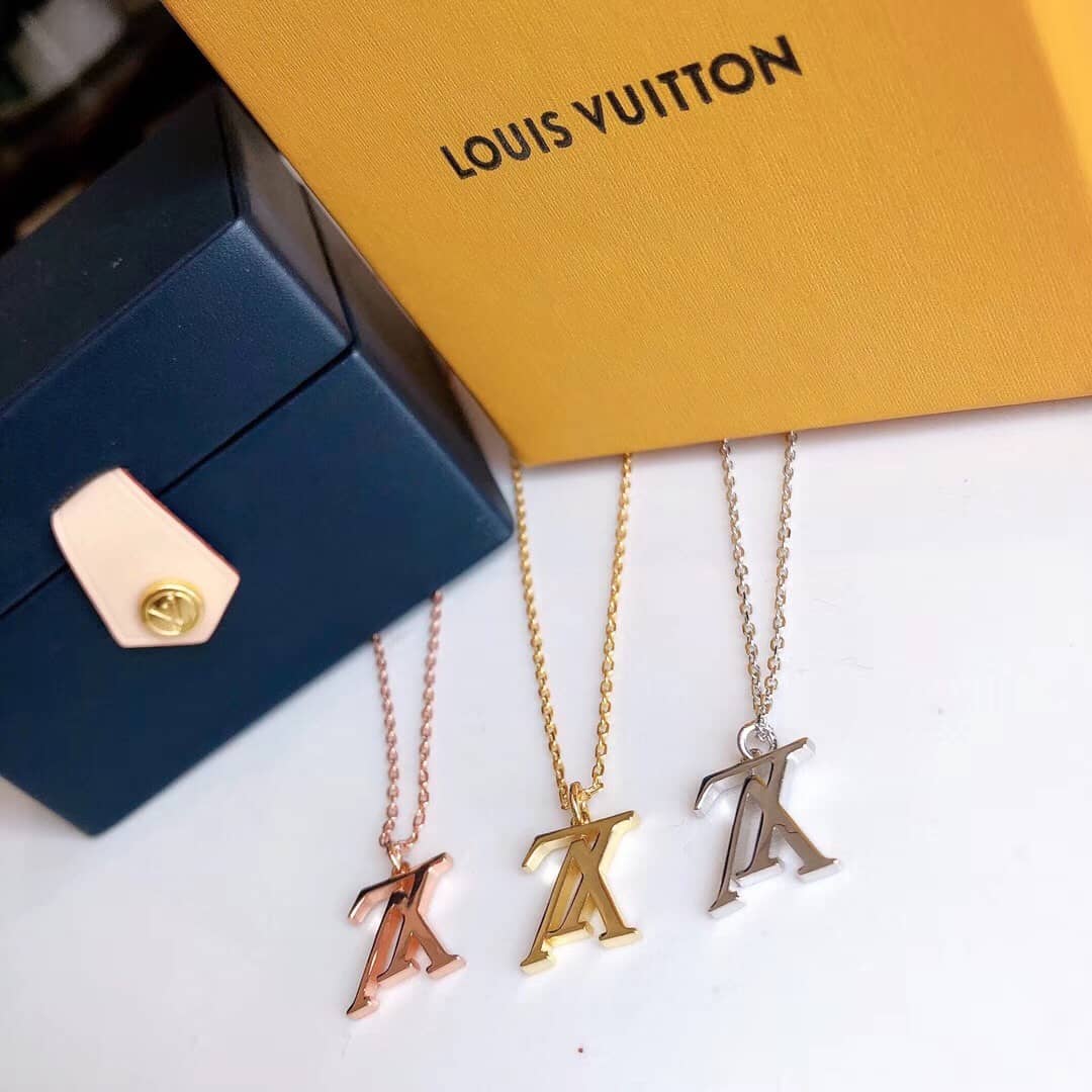 7 Star L0vis Vvtt0n Necklace