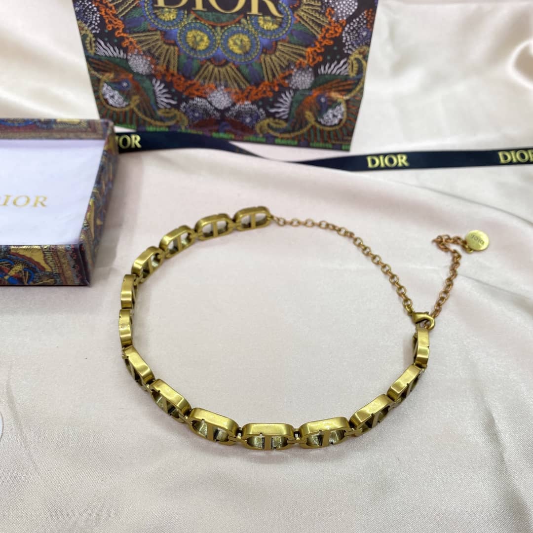 Knockoff Chr1st1an D10r Logo Necklace