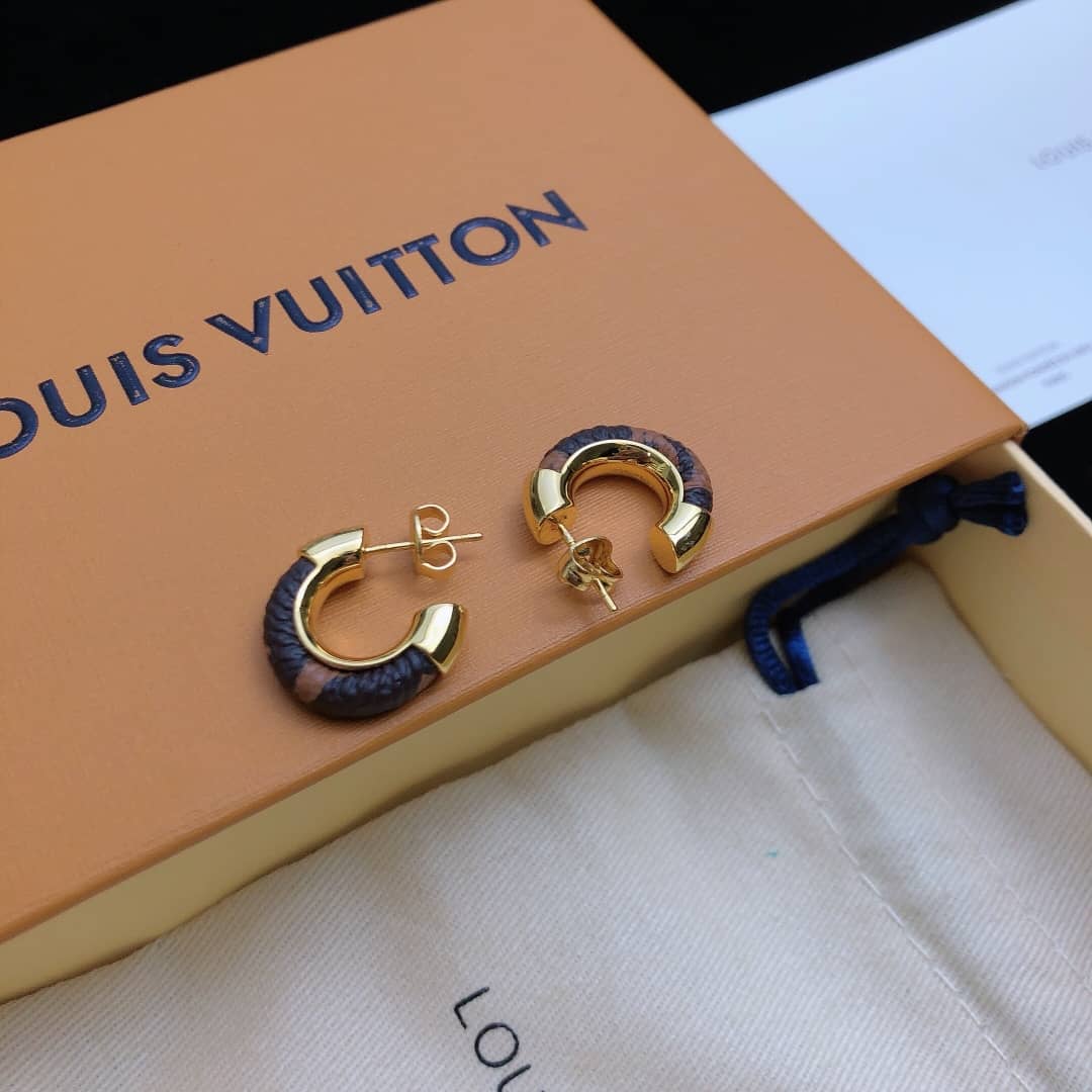 L0vis Vvtt0n Earring For Sale