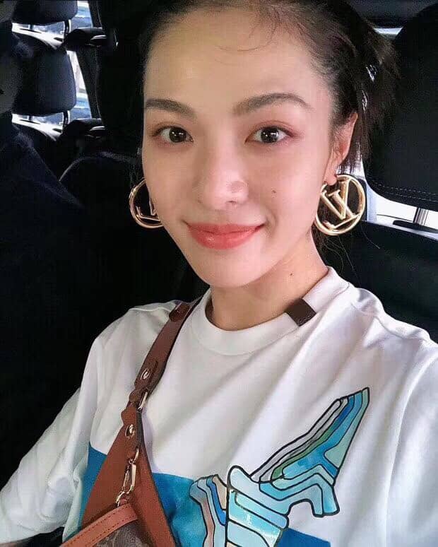 L0vis Vvtt0n Earring For Sale