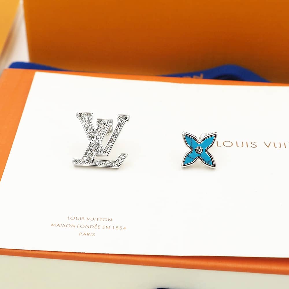 L0vis Vvtt0n Earring Copy