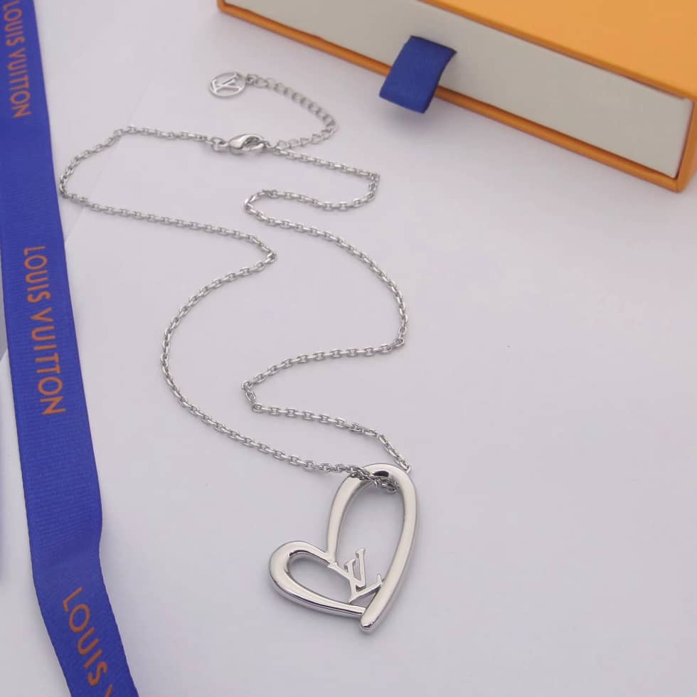 Cheap L0vis Vvtt0n Necklace