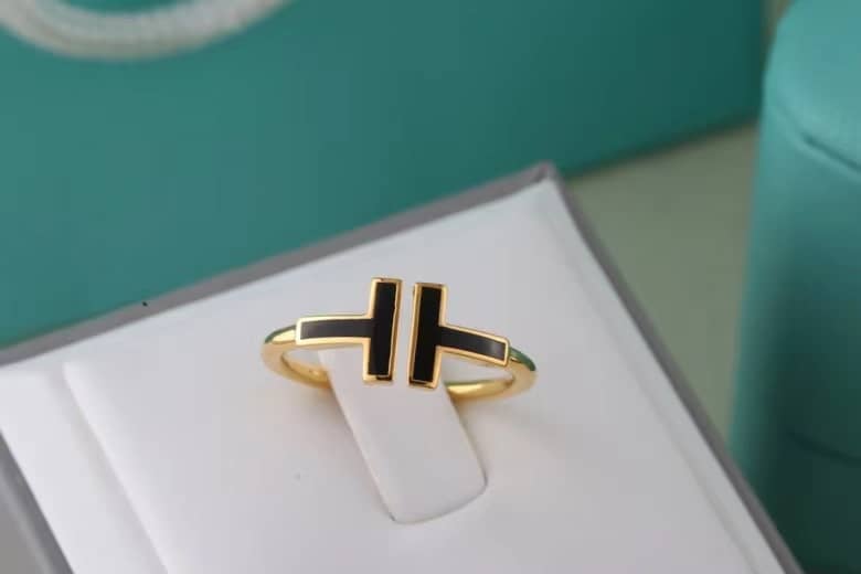 Fake T*f*ny Logo Ring