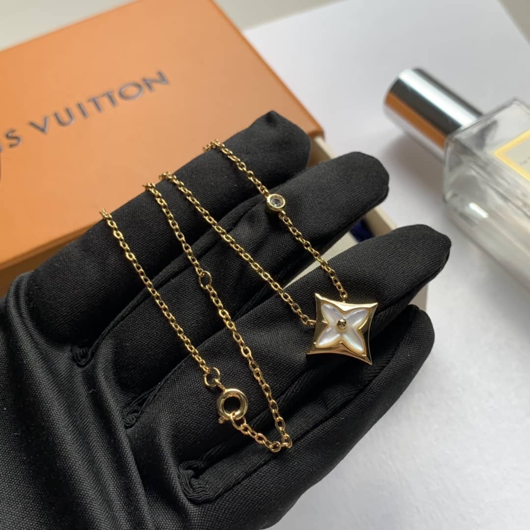 Top Quality L0vis Vvtt0n Necklace
