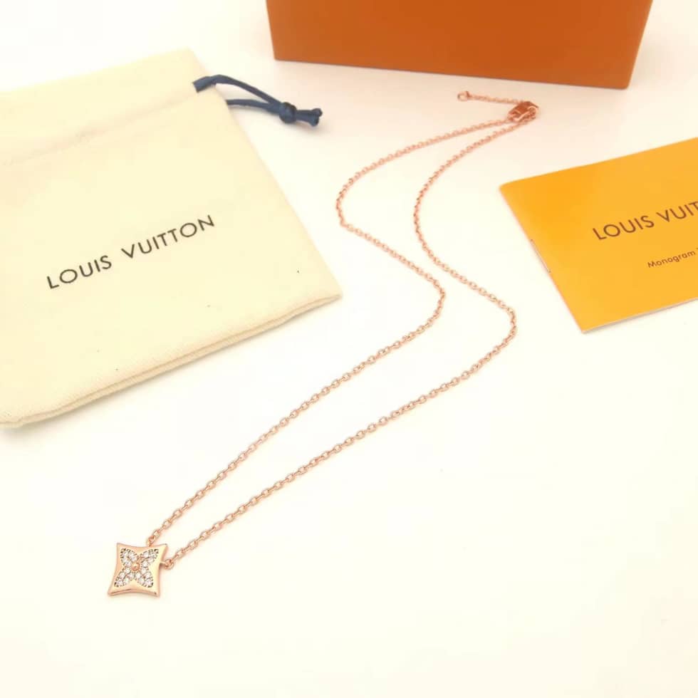 Wholesale L0vis Vvtt0n Logo Necklace