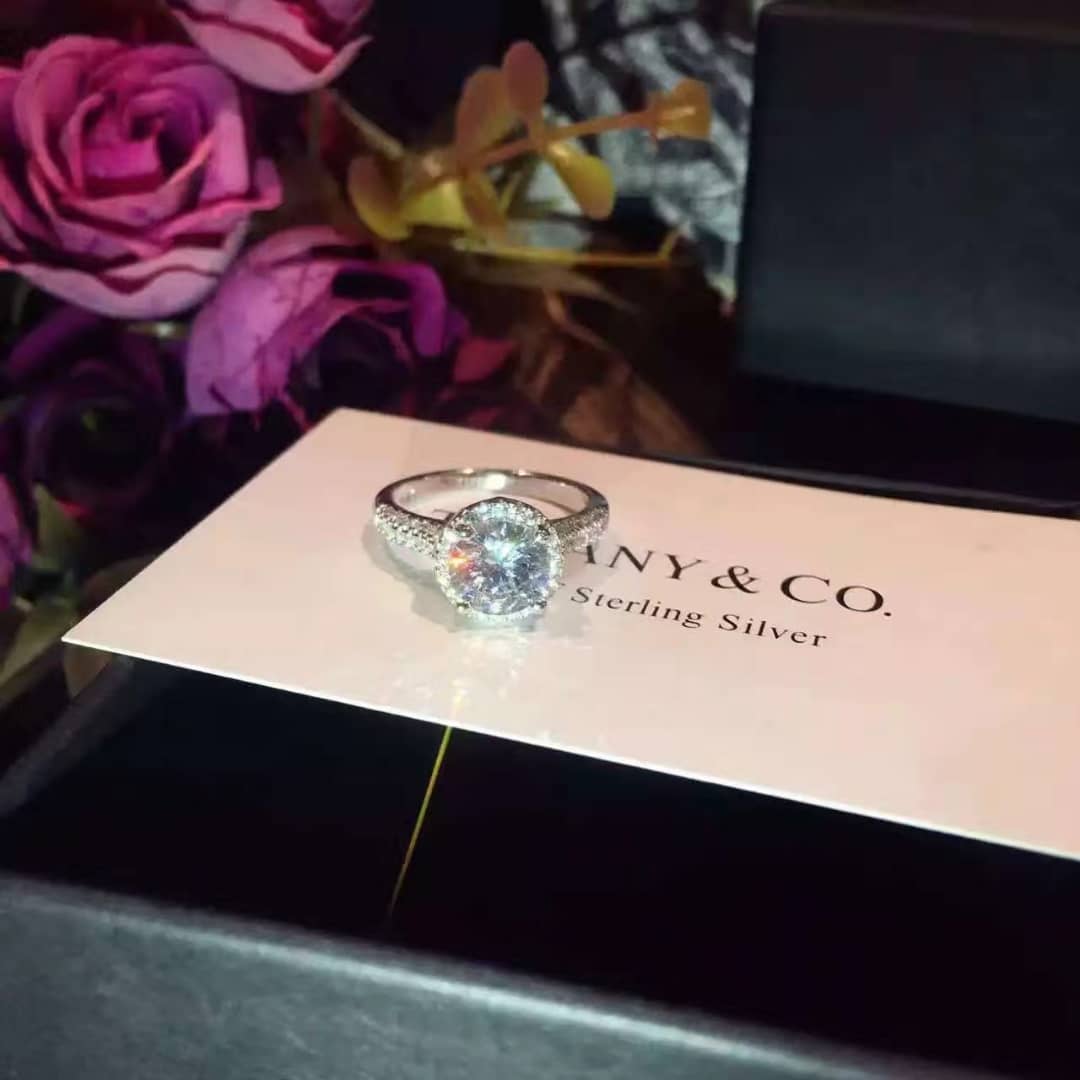 Best T*f*ny Classic Ring