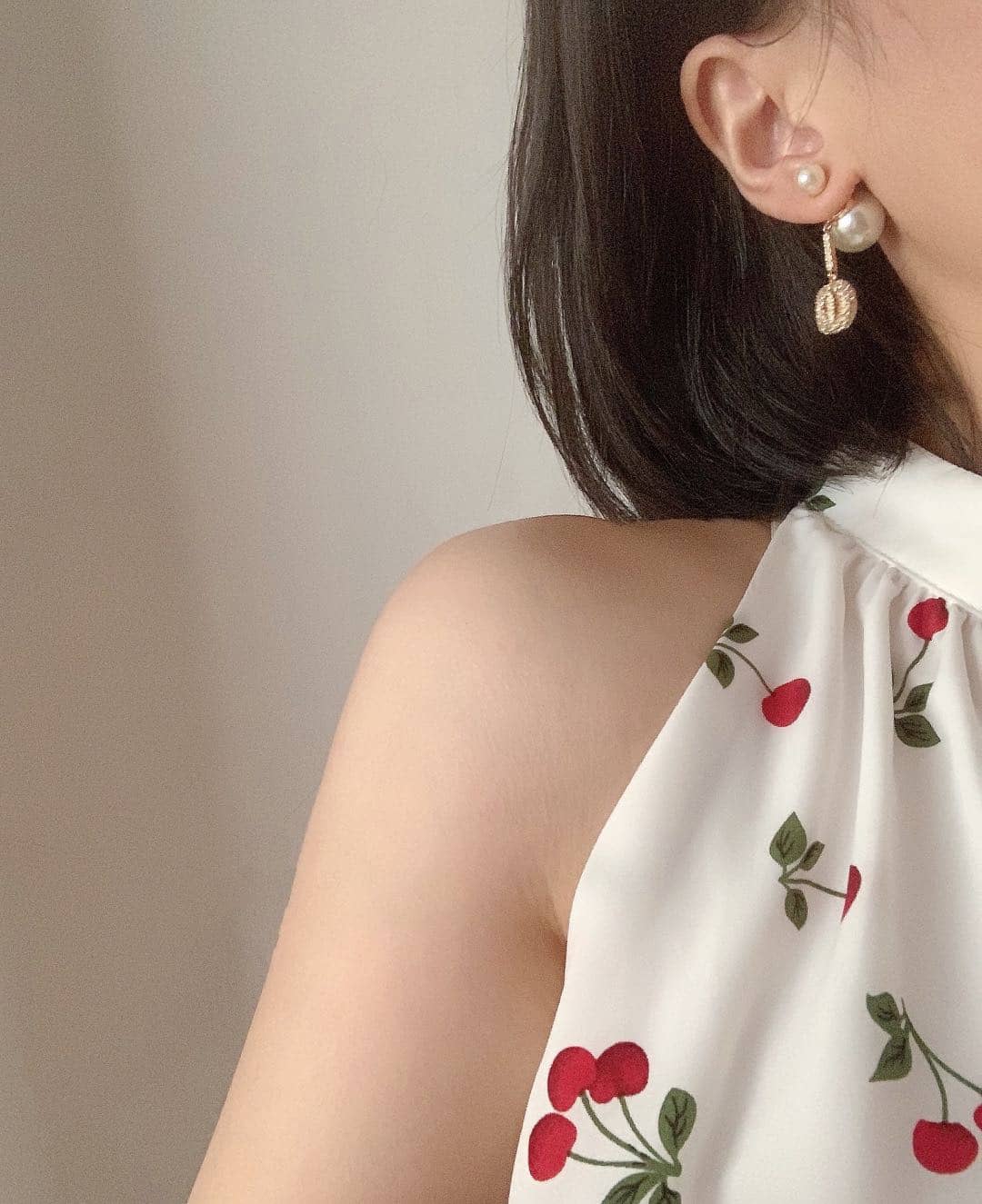 Fake Chr1st1an D10r Logo Earring