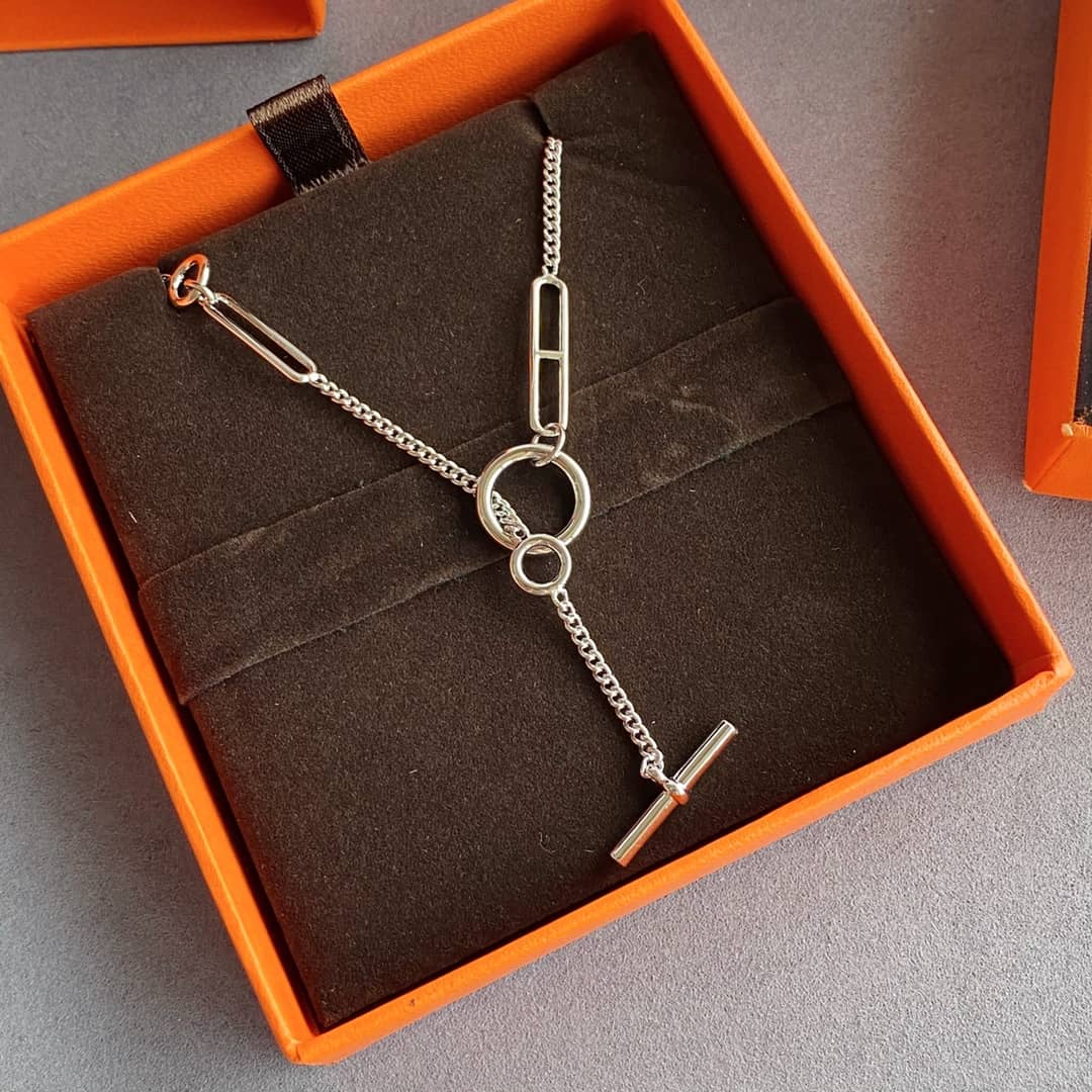 Designer H**me5 Classic Necklace