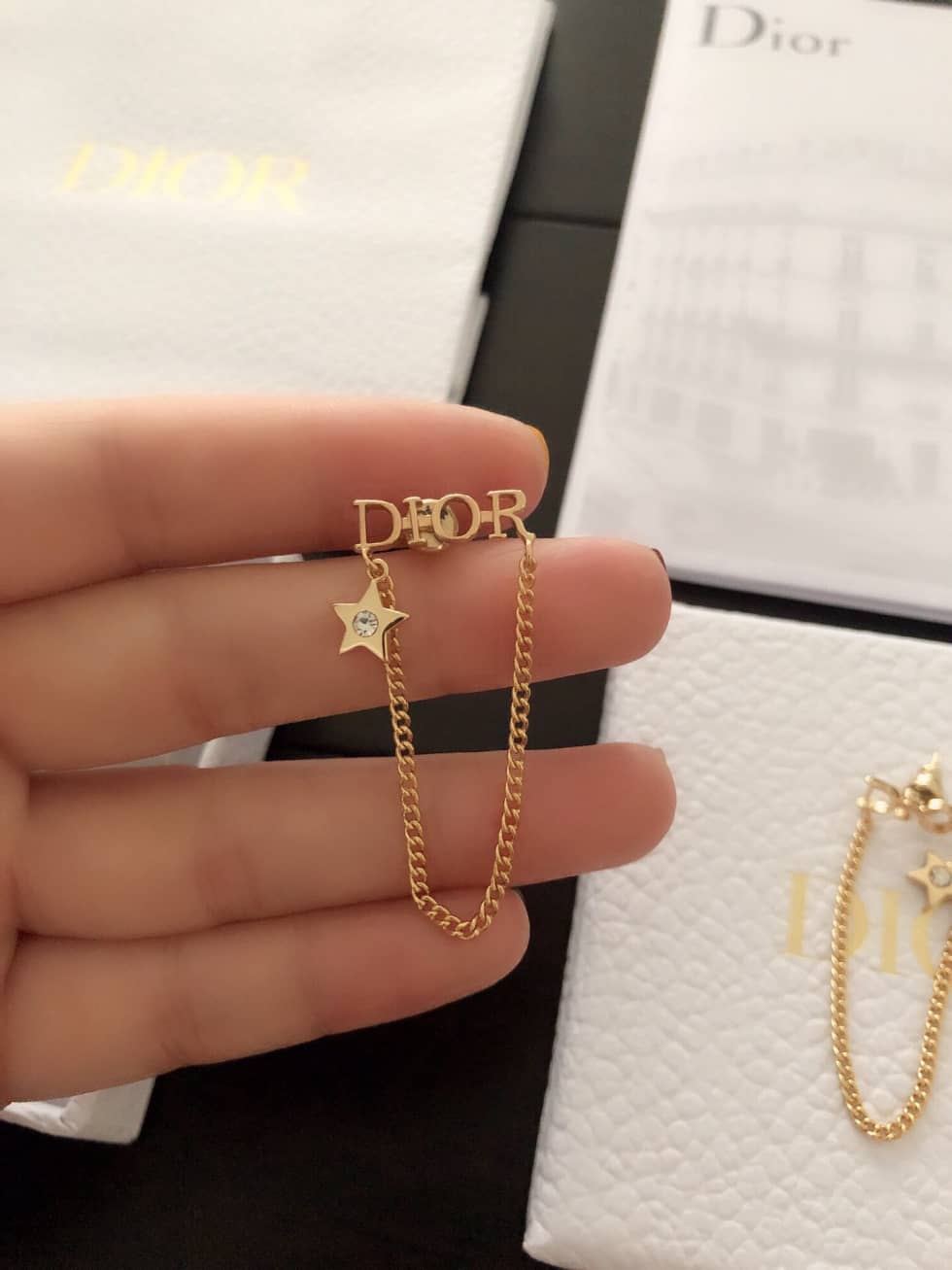 7 Star Chr1st1an D10r Earring