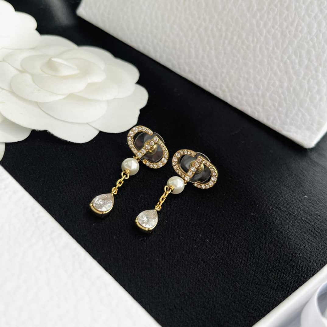 Luxury Chr1st1an D10r Classic AAA+ Earring